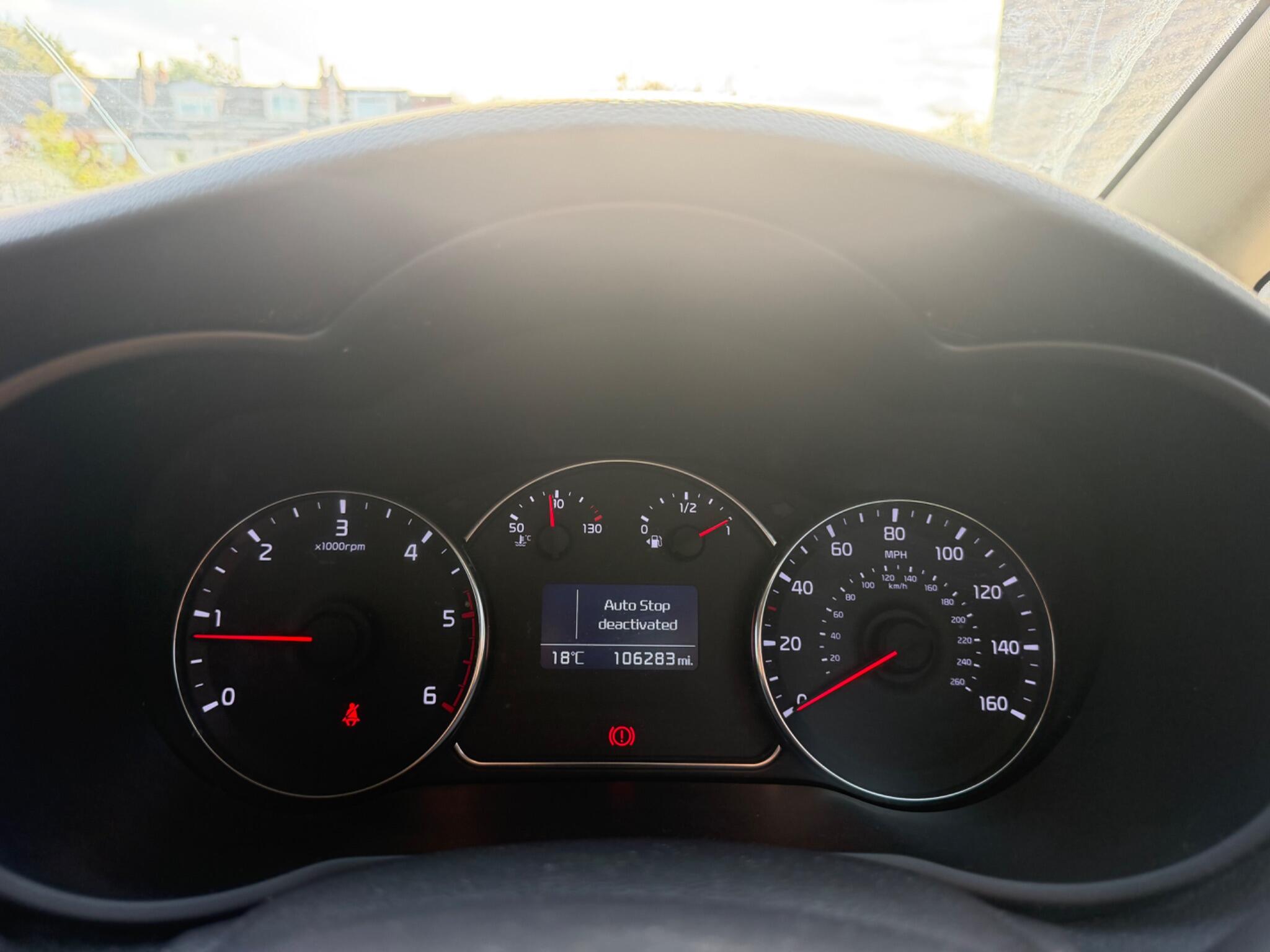 Kia Carens view 30