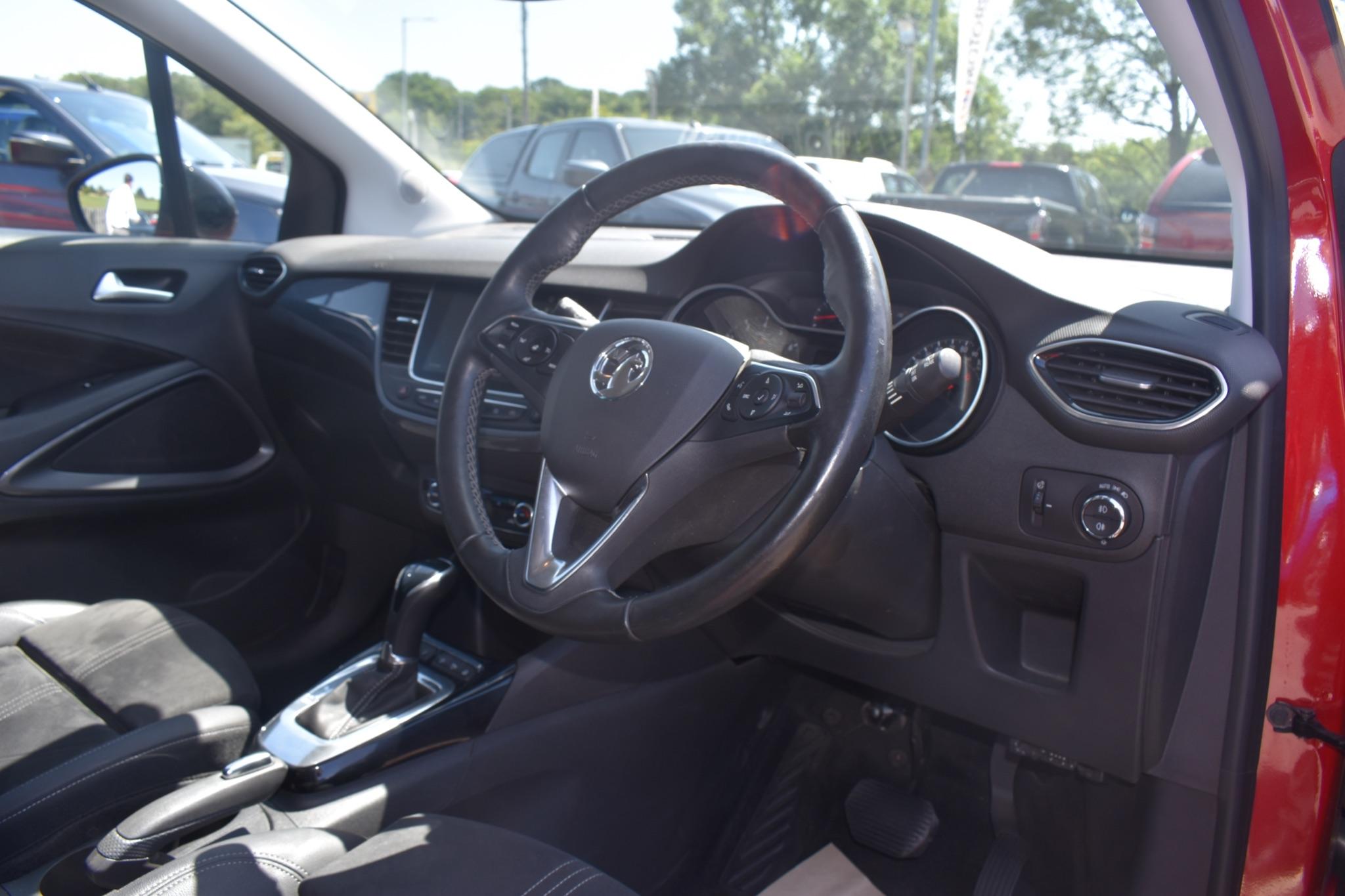 Crossland - 1.2 Turbo Ultimate Nav Auto Euro 6 (s/s) 5dr - Image 7