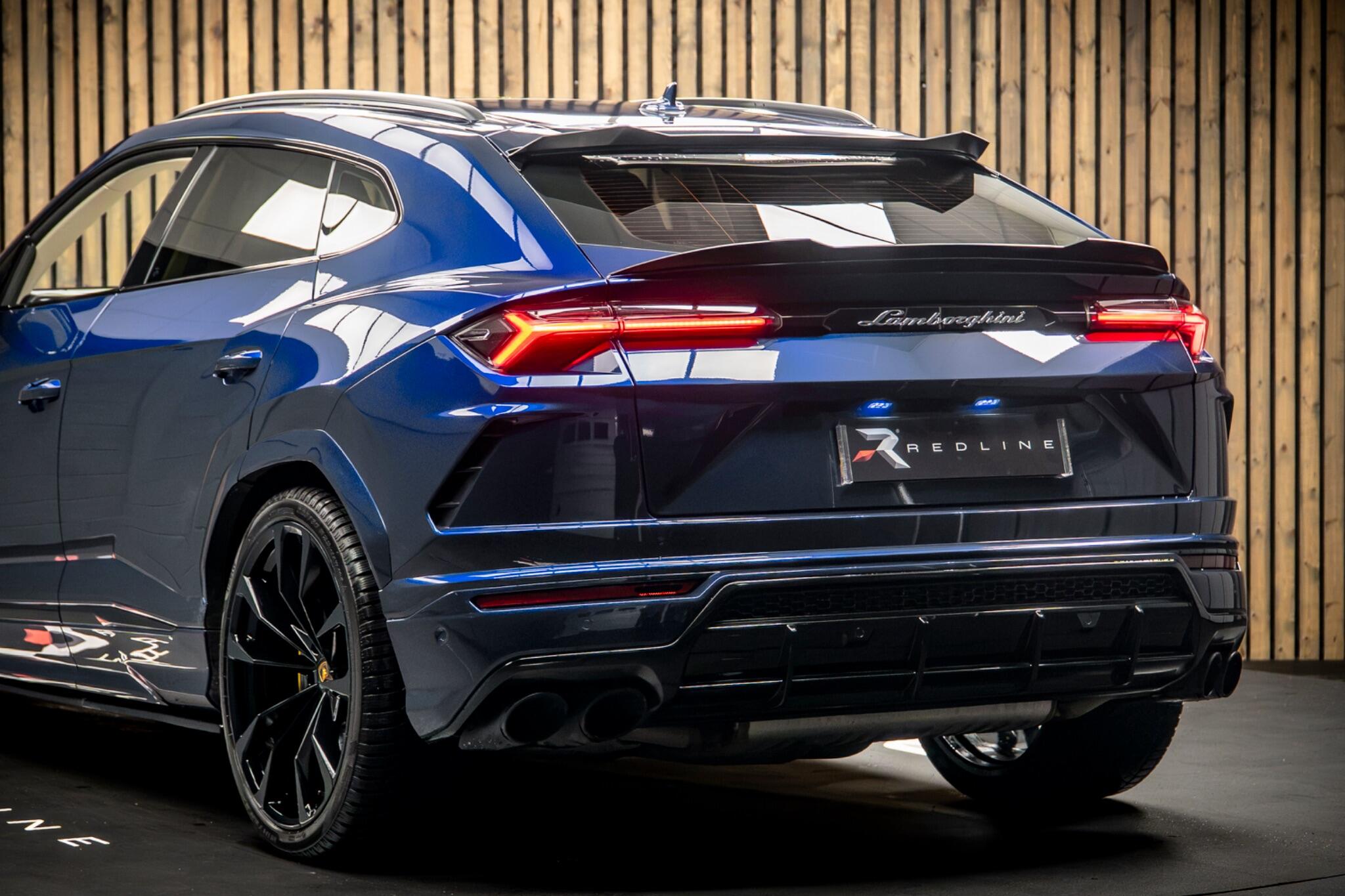 Lamborghini Urus view 21