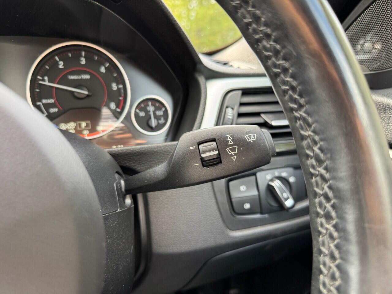 BMW 4 Series view 18