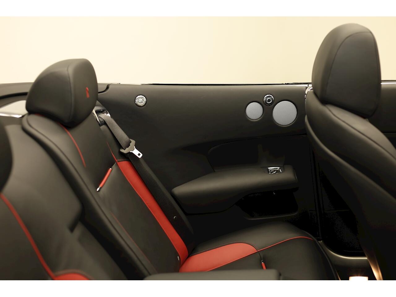 Rolls-Royce Dawn view 31