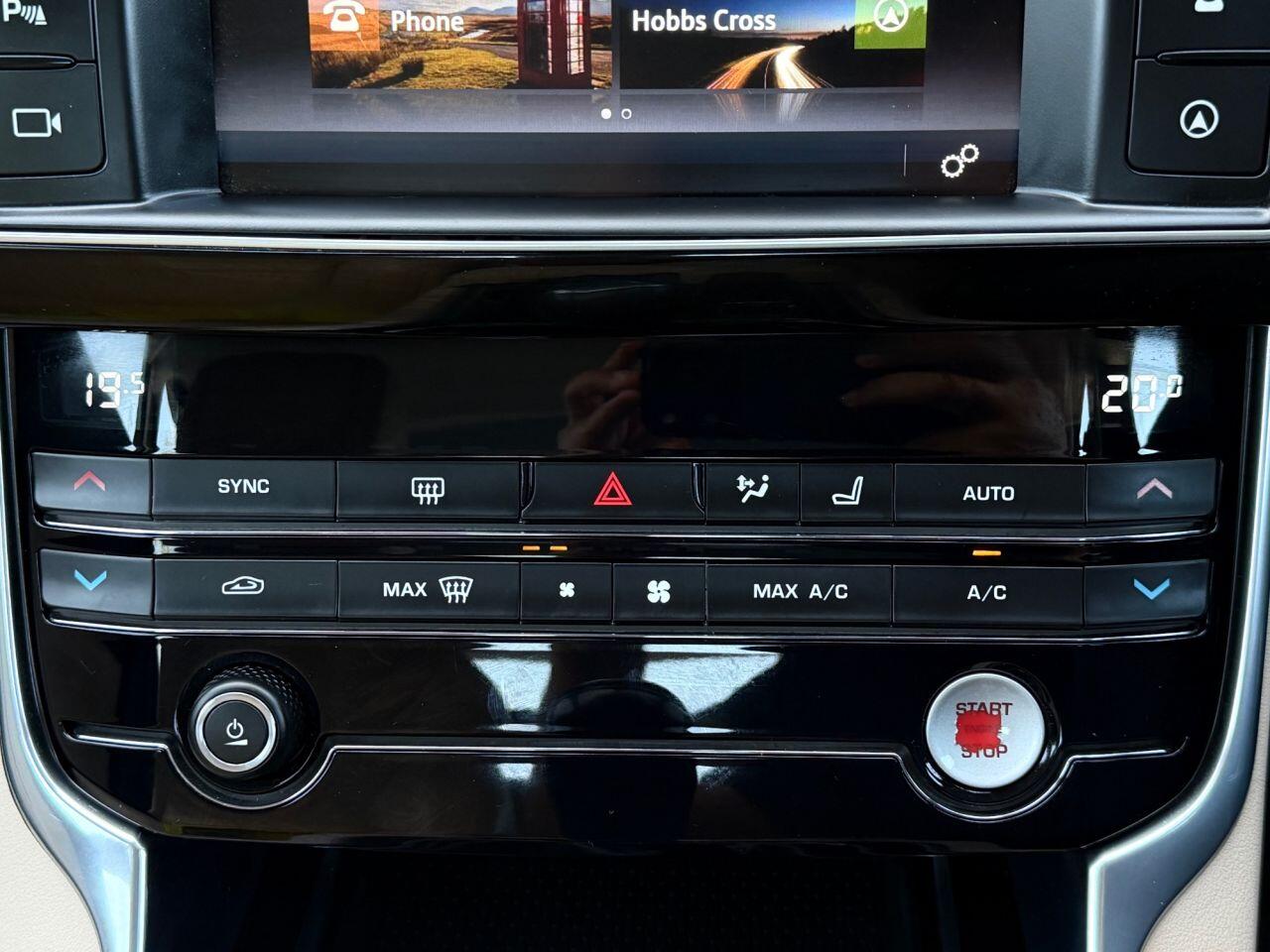 Jaguar Xe view 31