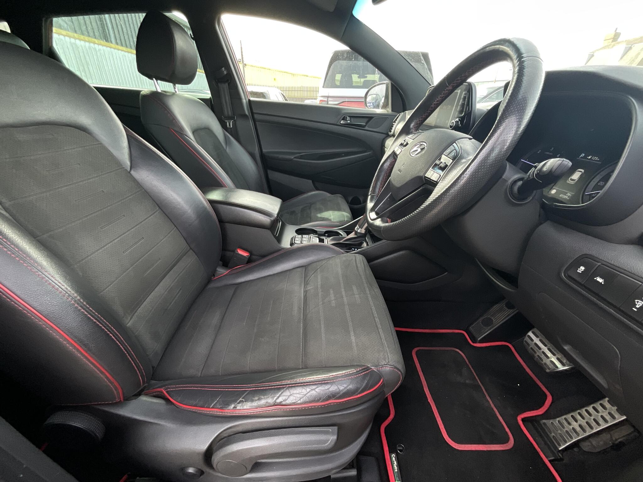 Hyundai Tucson view 9