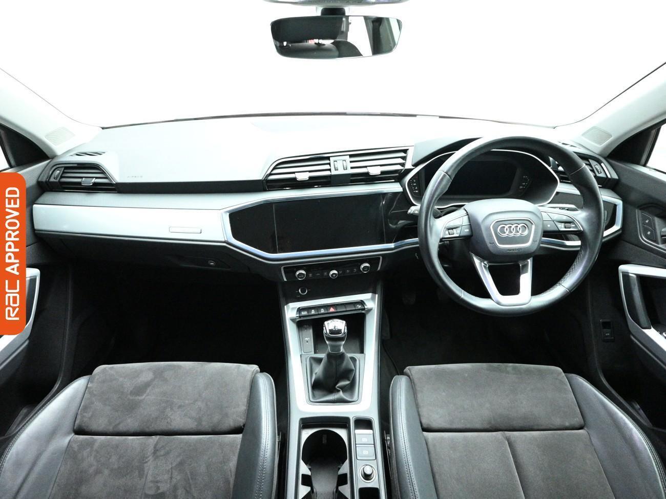 Audi Q3 view 2