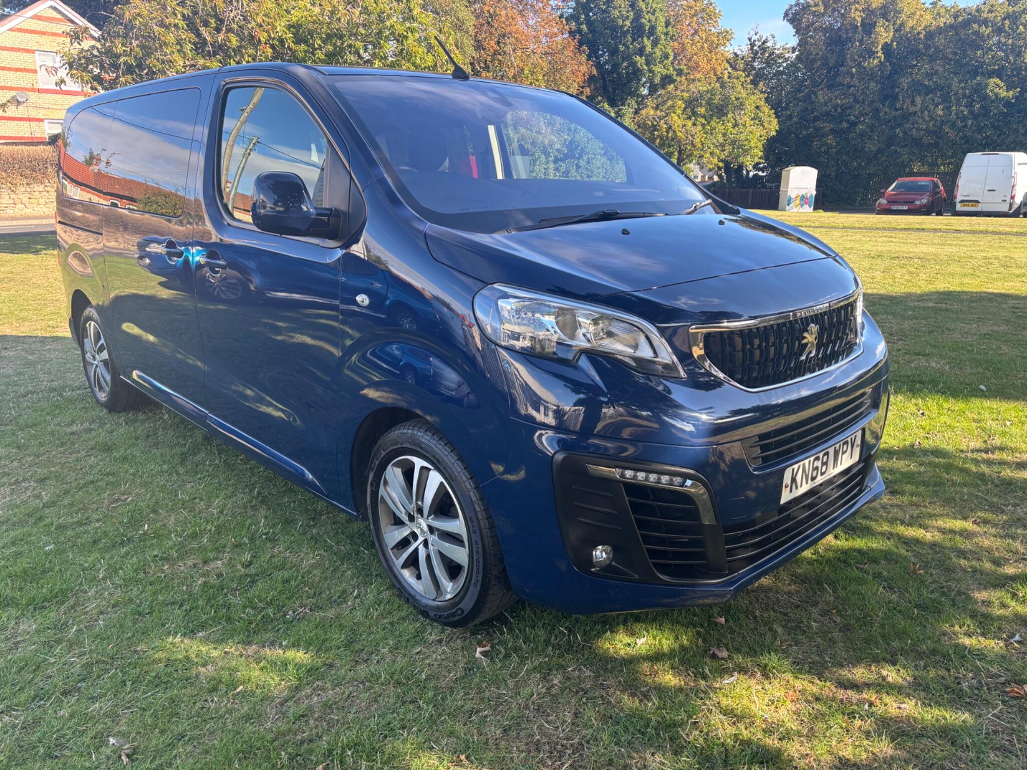2018 Peugeot Traveller in Blue for sale