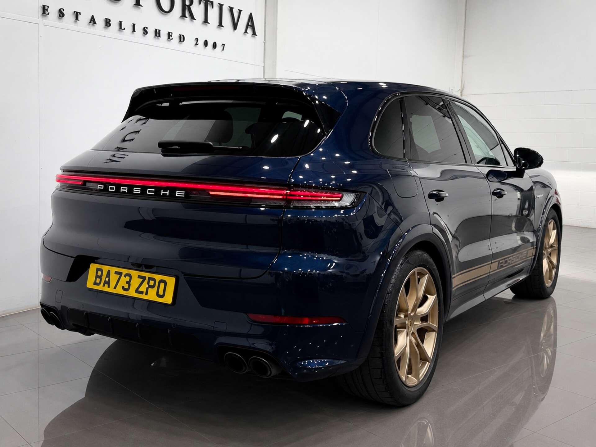 Porsche Cayenne view 4