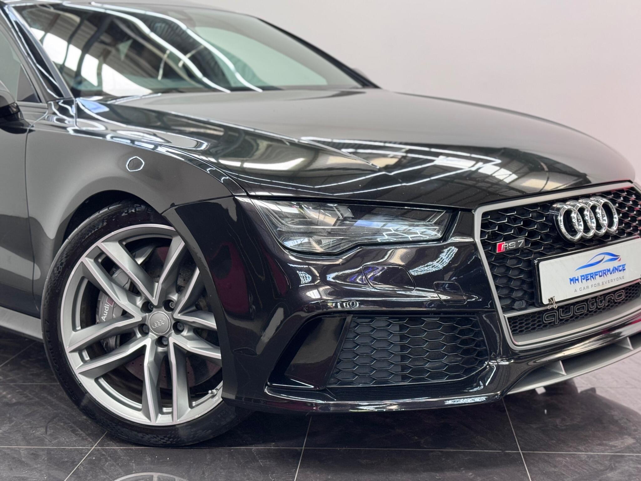 Audi RS7 view 10