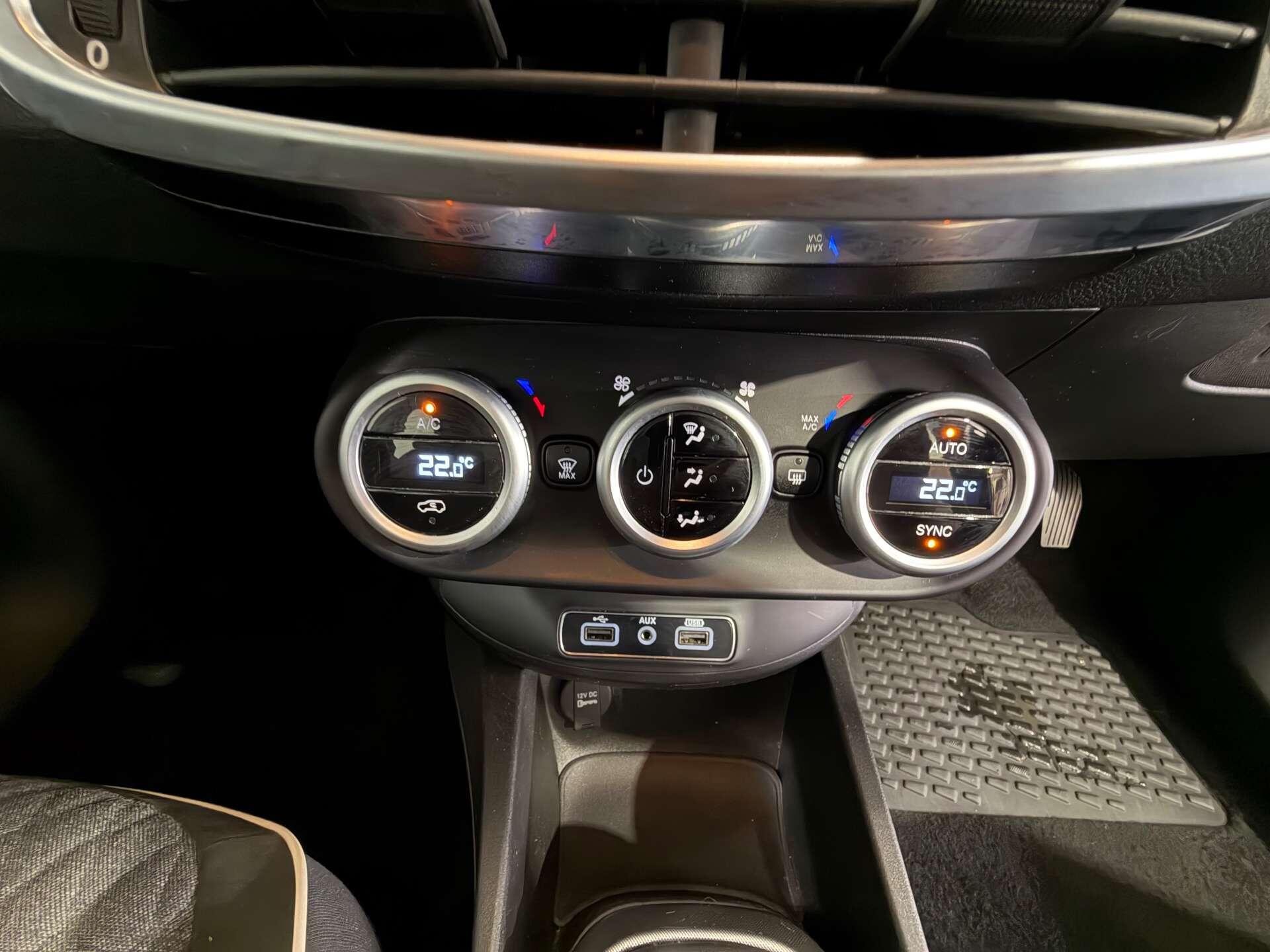 Fiat 500x view 30