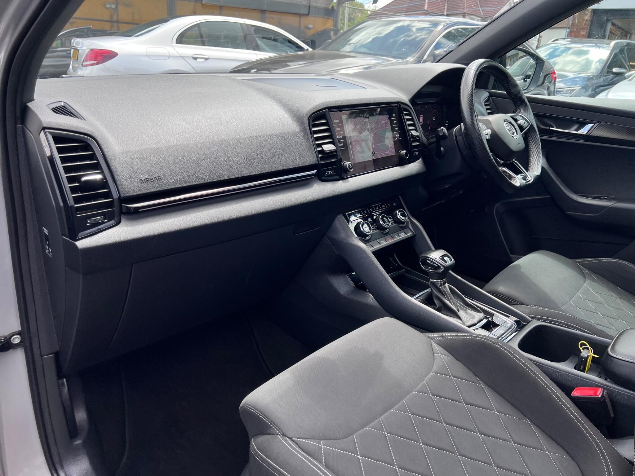 Skoda Karoq view 37