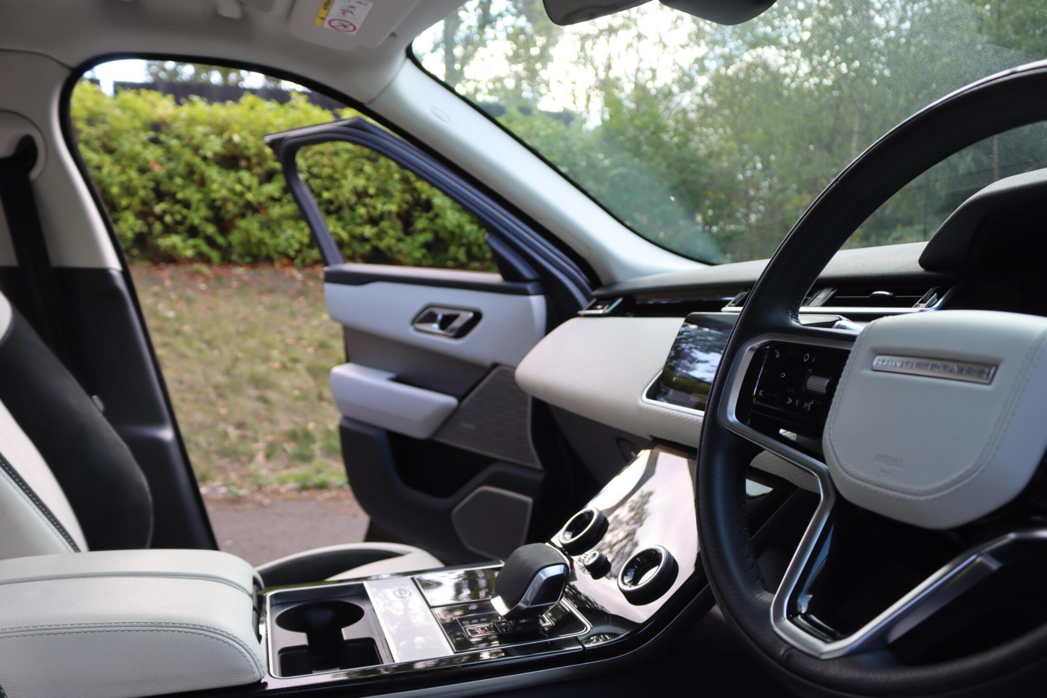 Land Rover Range Rover Velar view 66