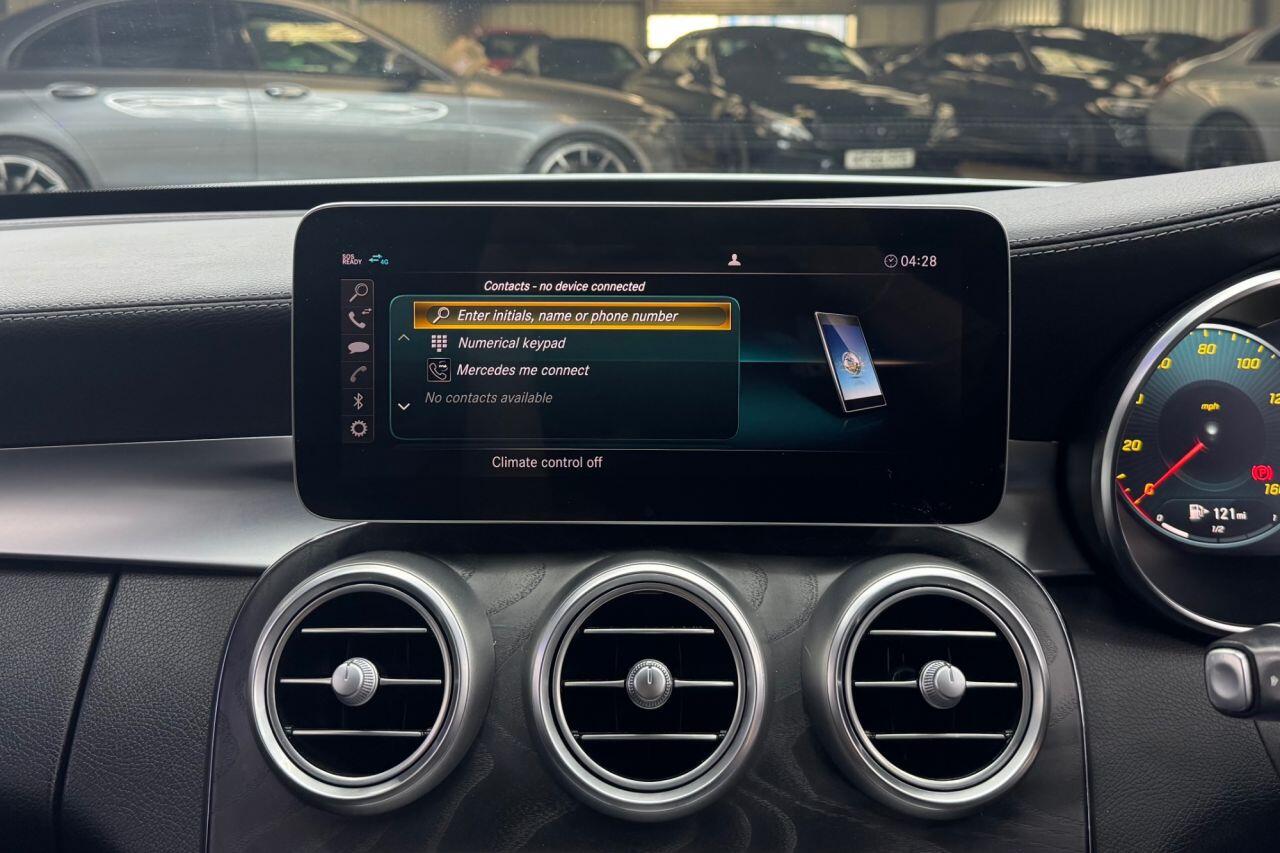 Mercedes-Benz C-Class view 25