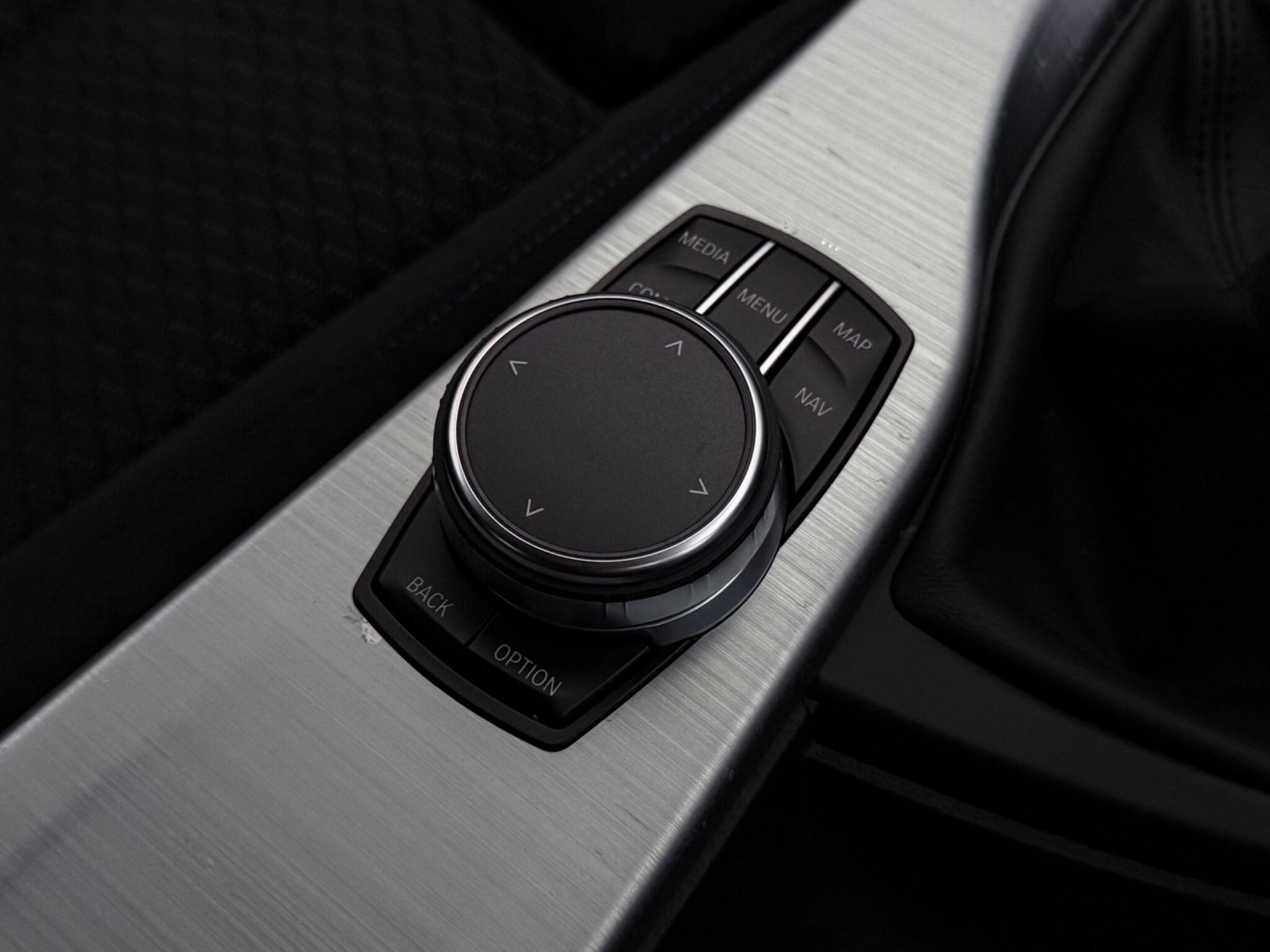 BMW 3 Series view 42