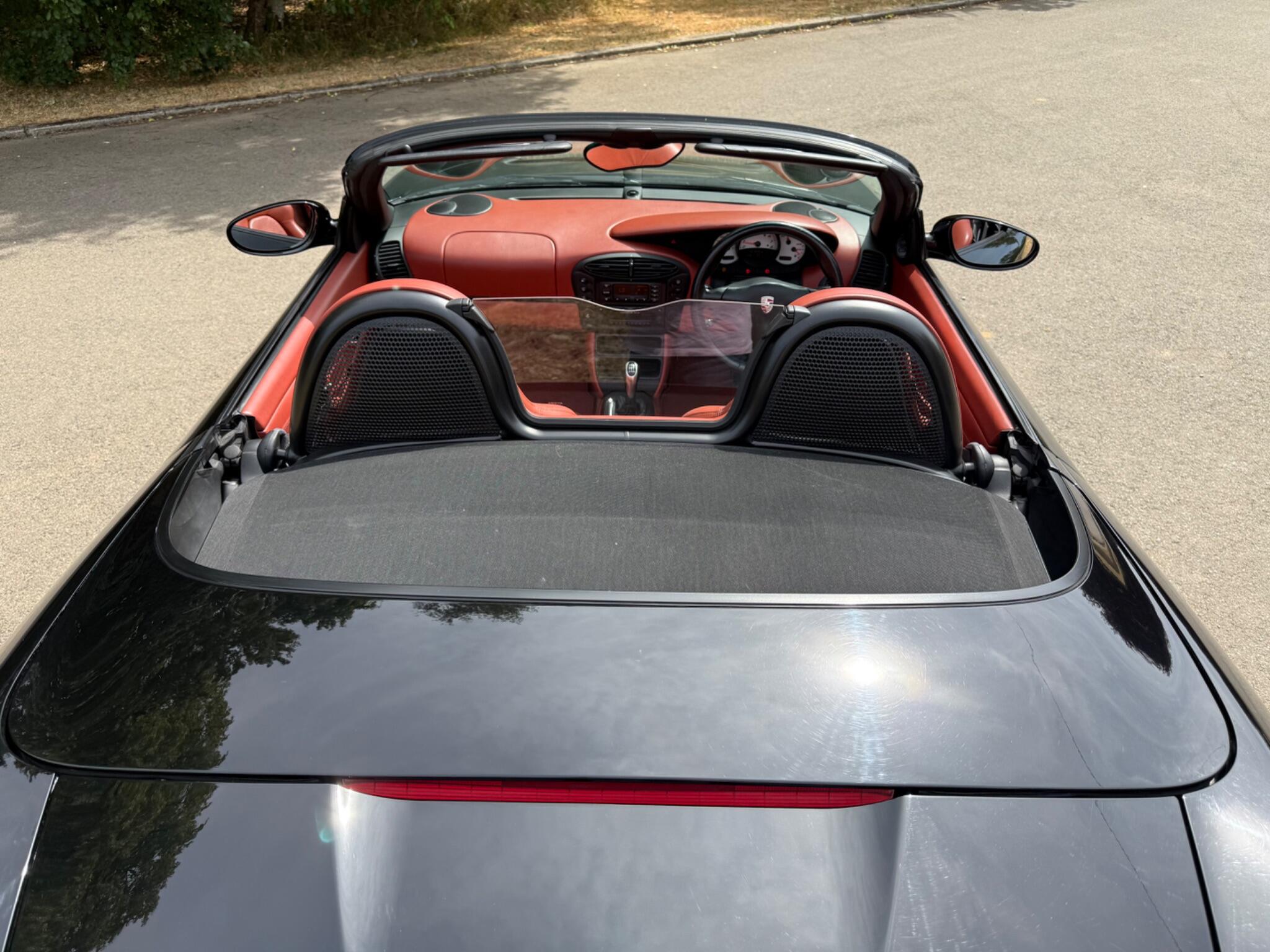 Porsche Boxster 2.7 986 2dr — photo 39 of 86