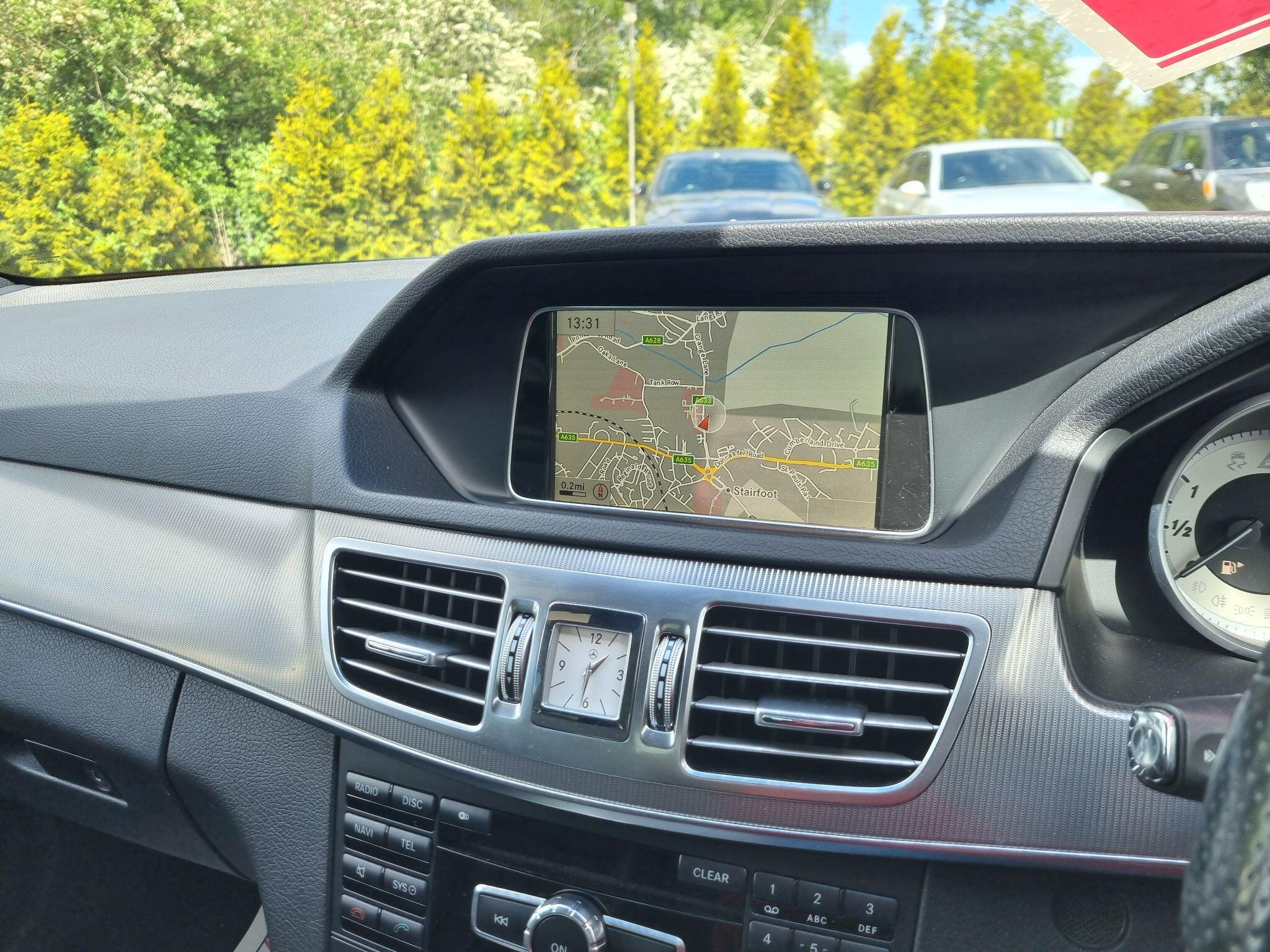Mercedes-Benz E Class view 62