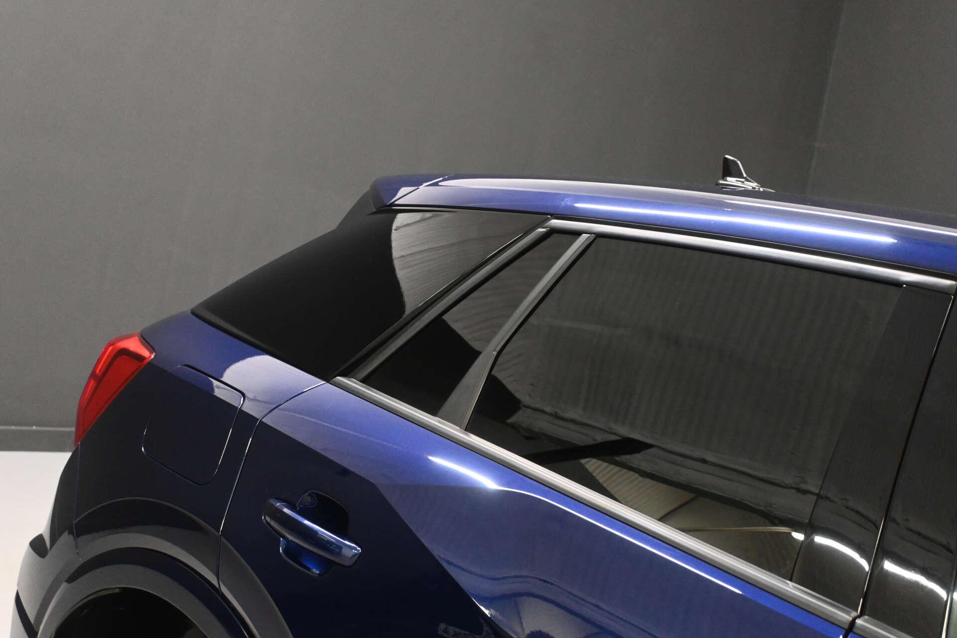 Audi Q2 view 32