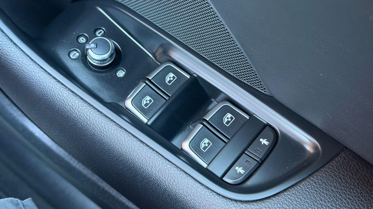 Audi A3 view 34