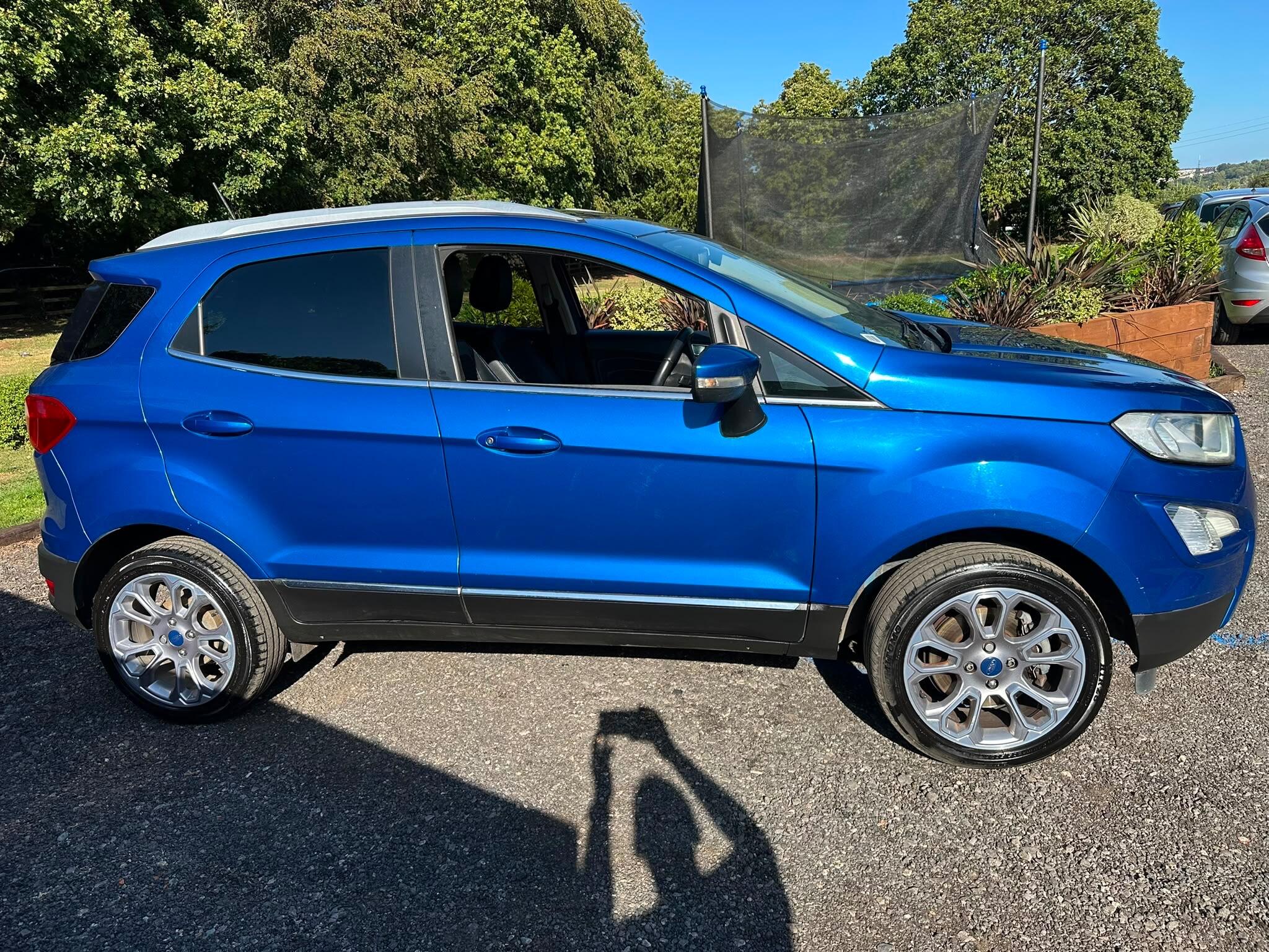 Ford Ecosport view 11