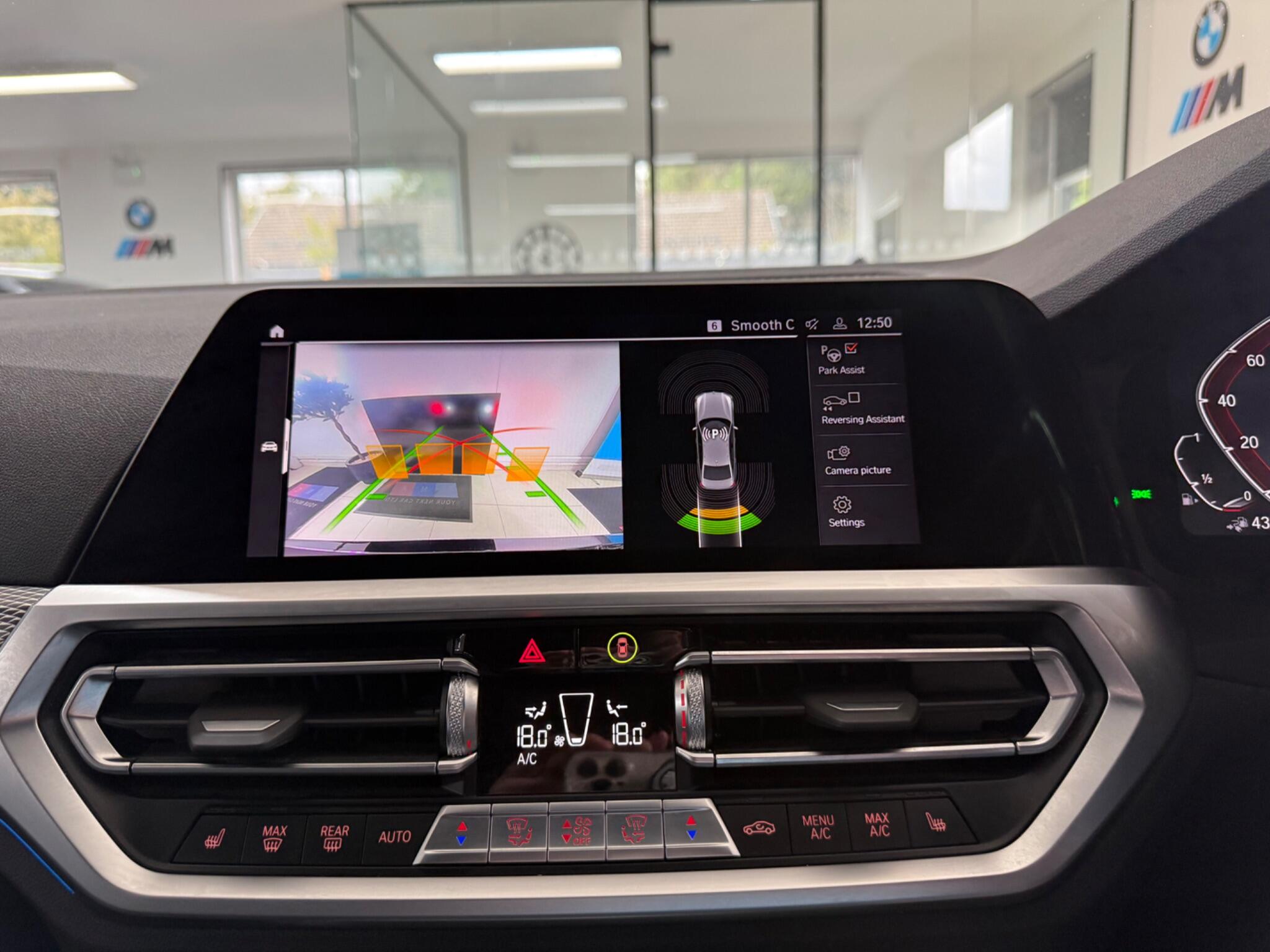 BMW 3 Series view 8