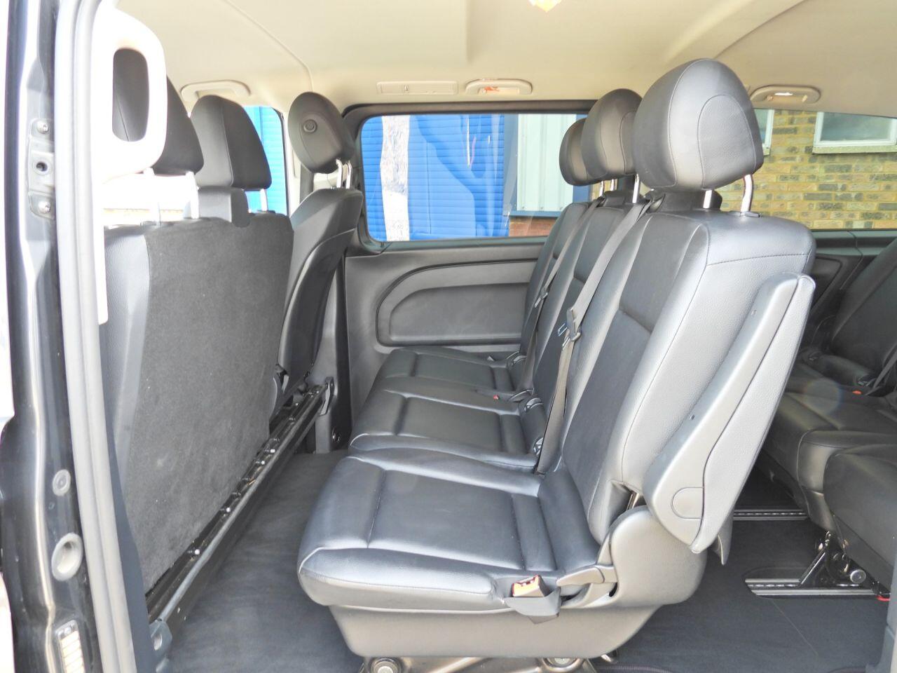 Mercedes-Benz Vito view 13