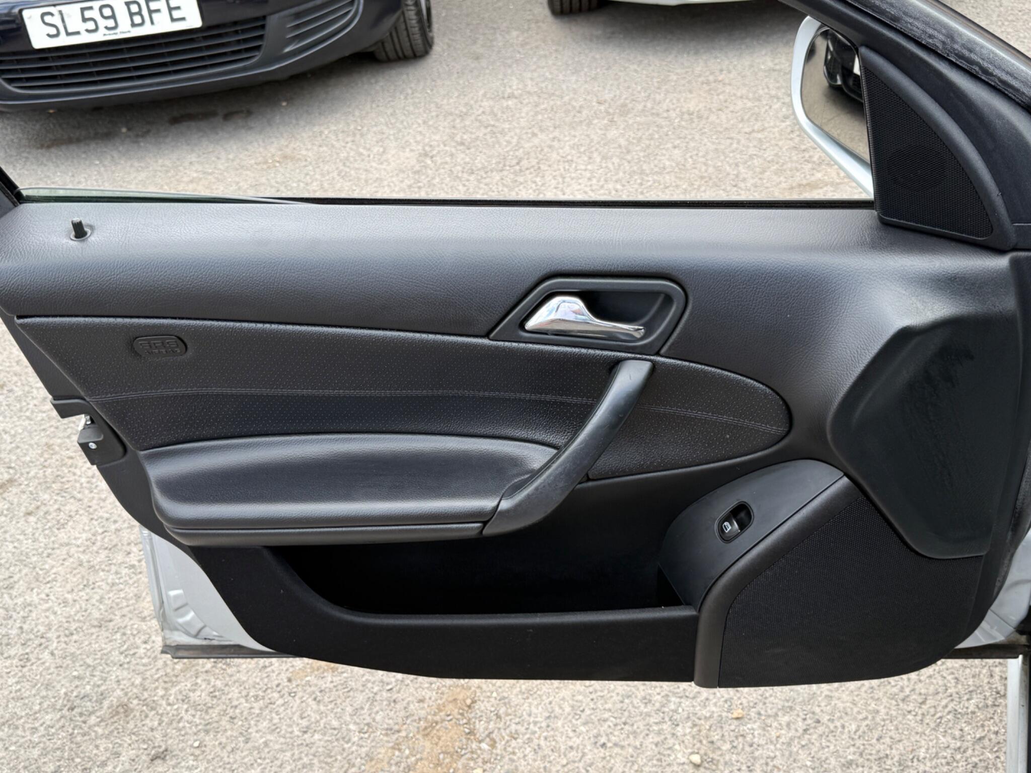 Mercedes-Benz C Class - Image 46