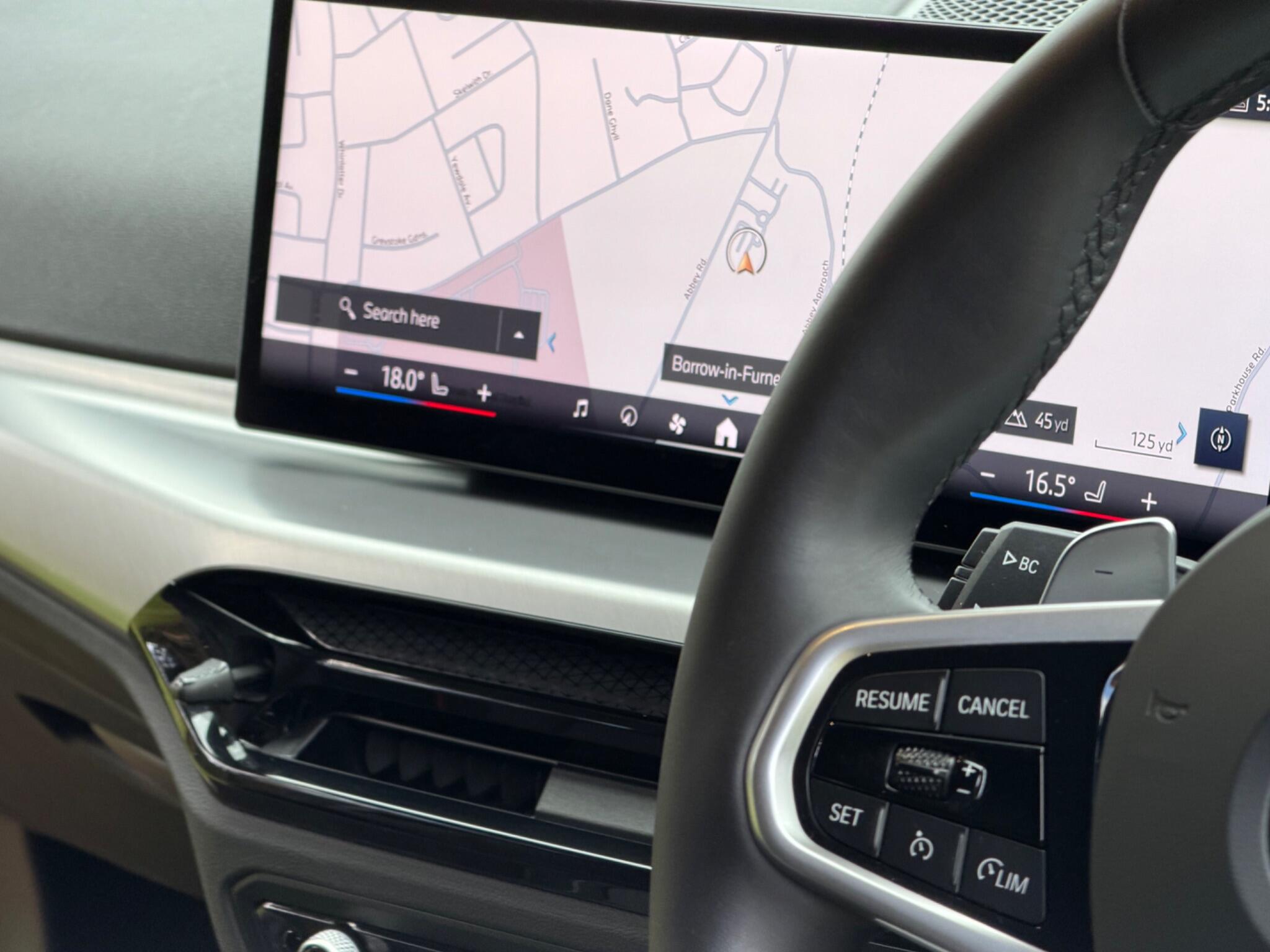 BMW 2 Series view 25