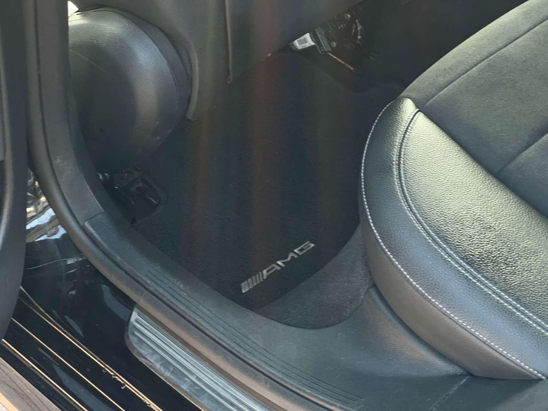 Mercedes-Benz E-Class view 45