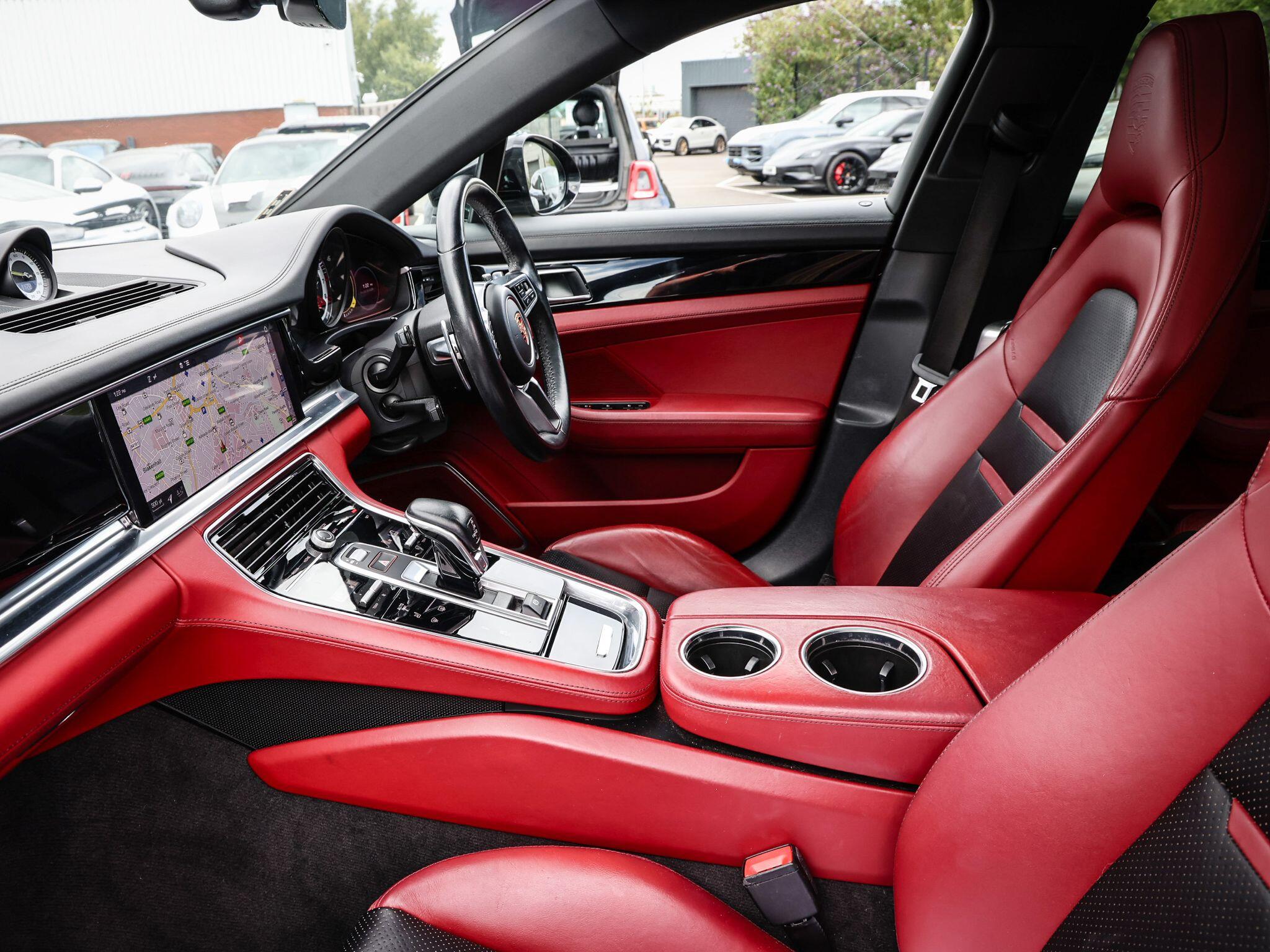 Porsche Panamera view 41