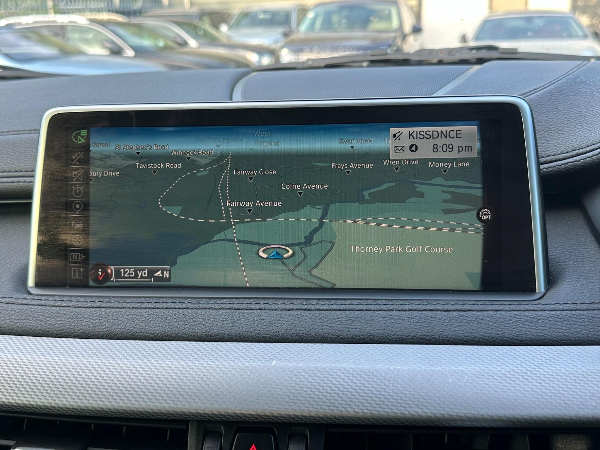 BMW X6 view 32
