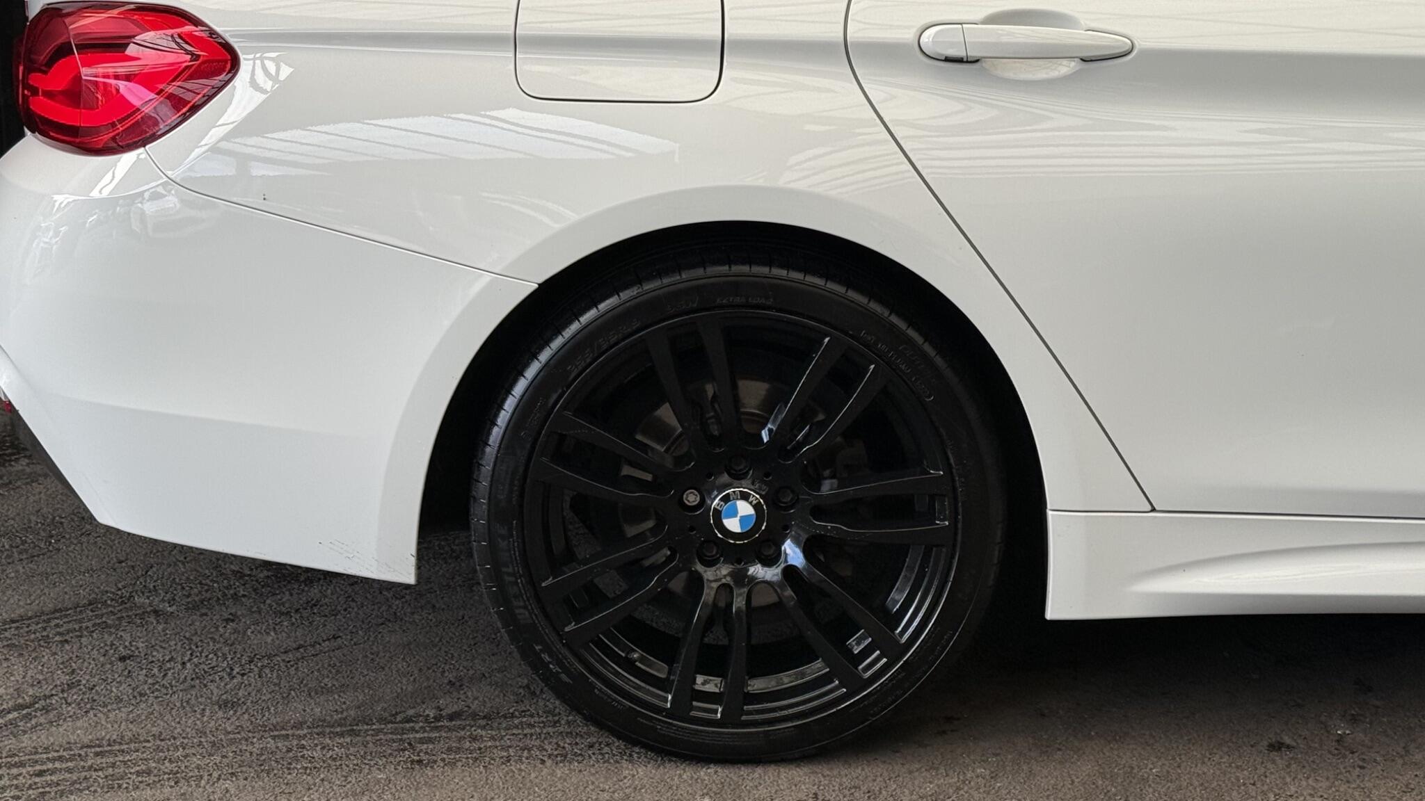 BMW 4 Series view 15