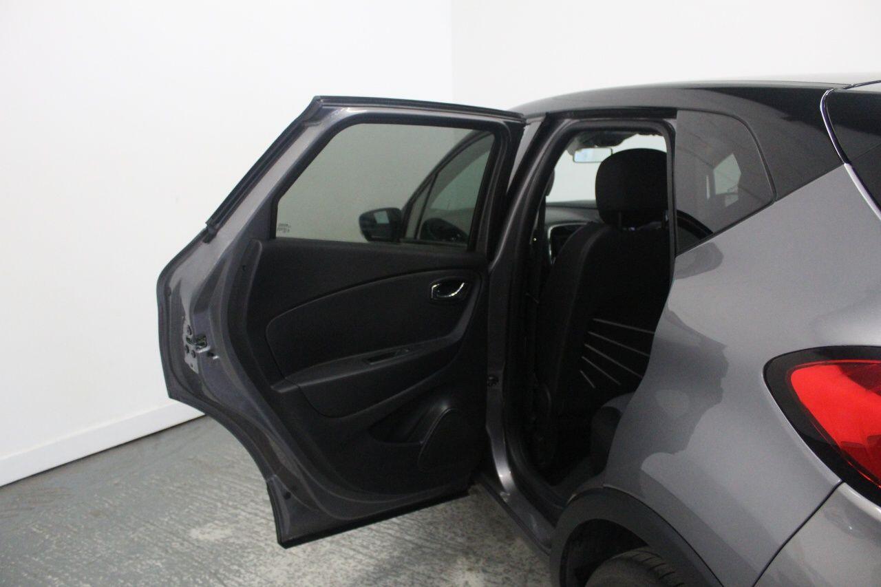 Renault Captur view 27