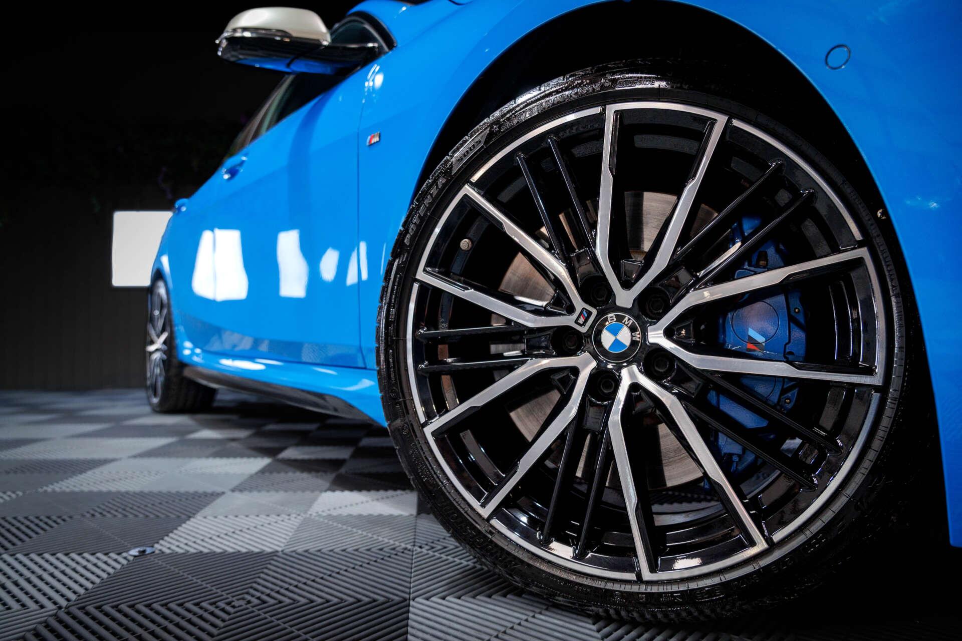 BMW 2 Series view 16