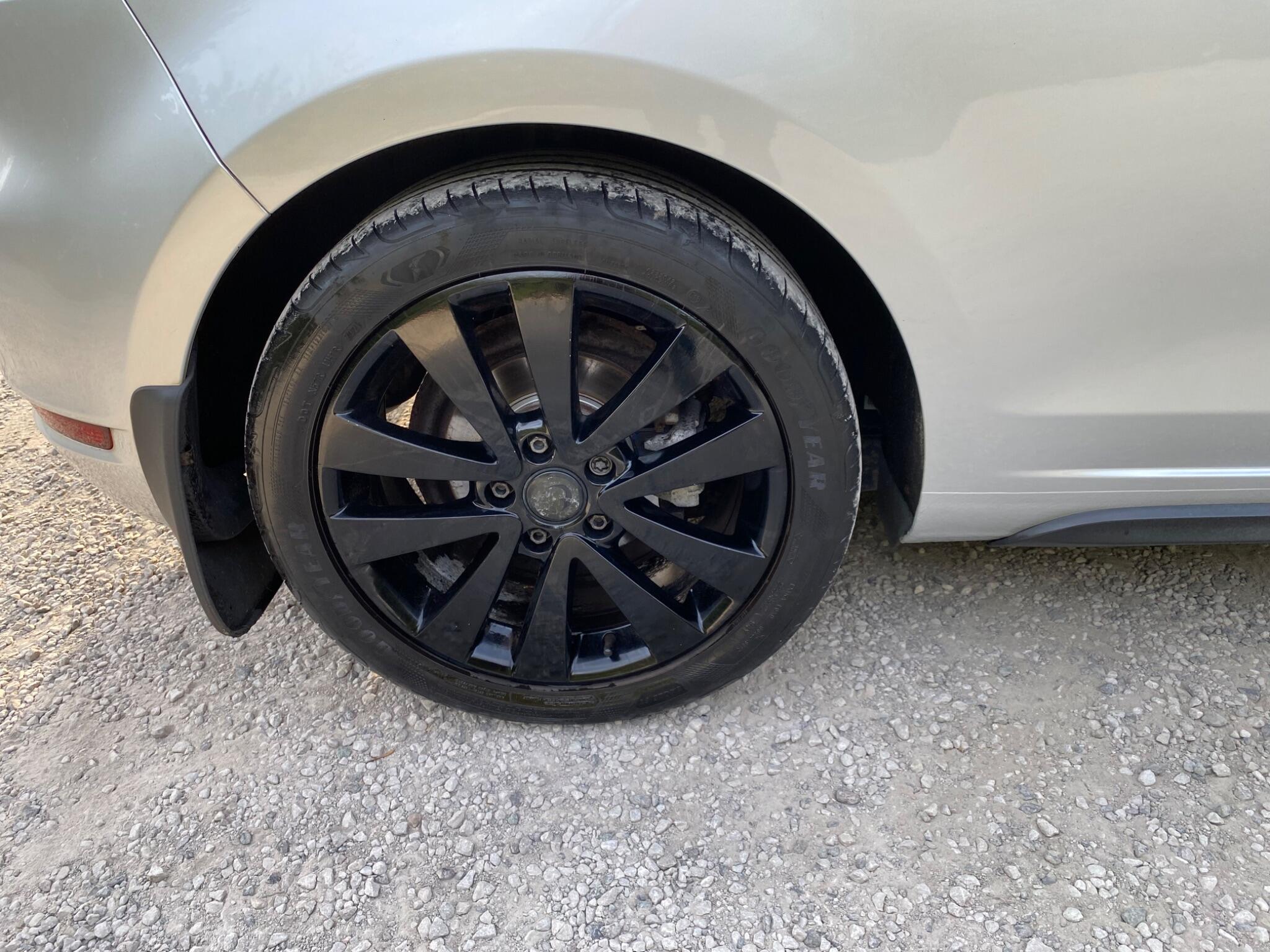 Volkswagen Golf view 34