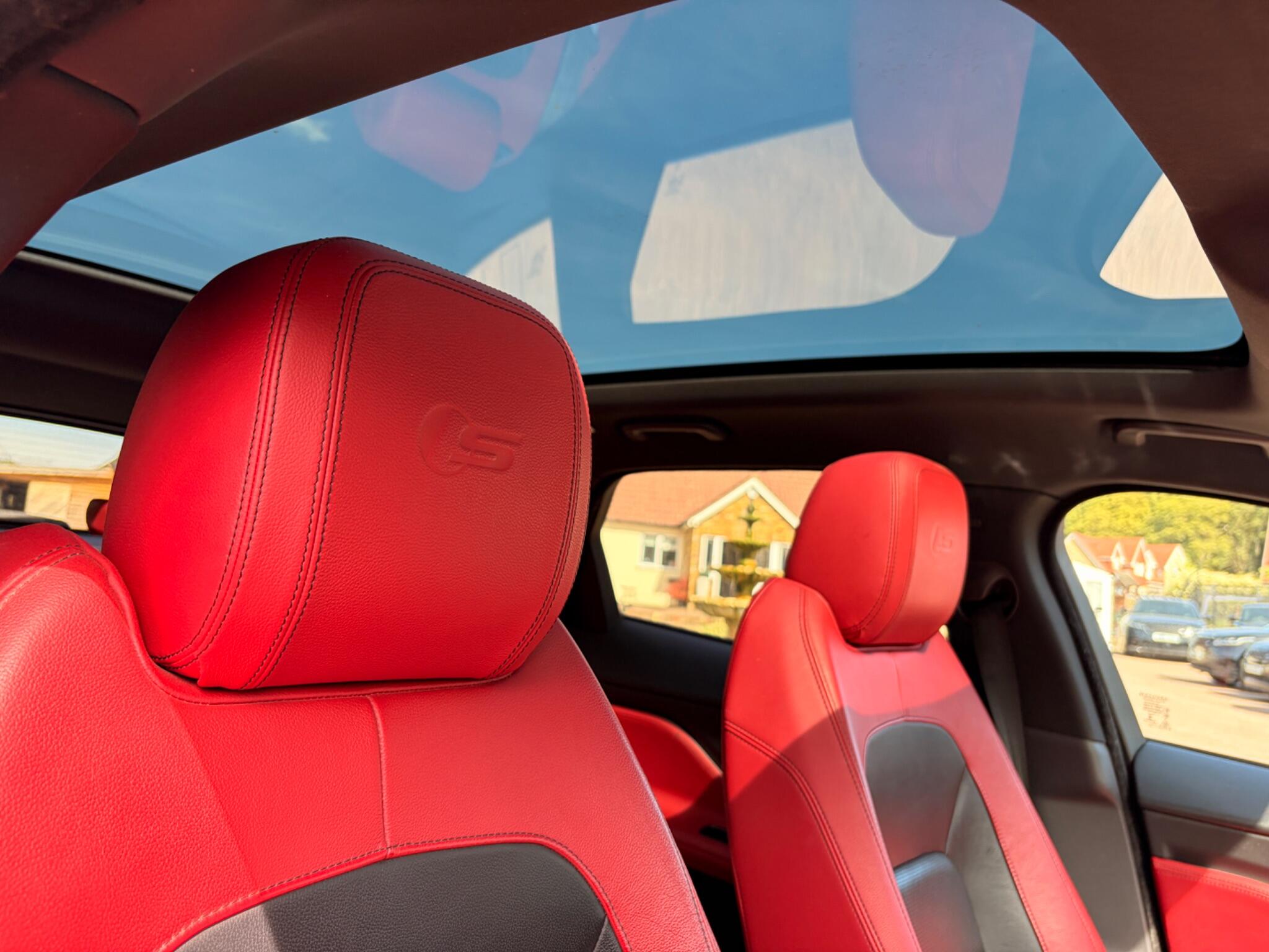 Jaguar F-Pace view 20