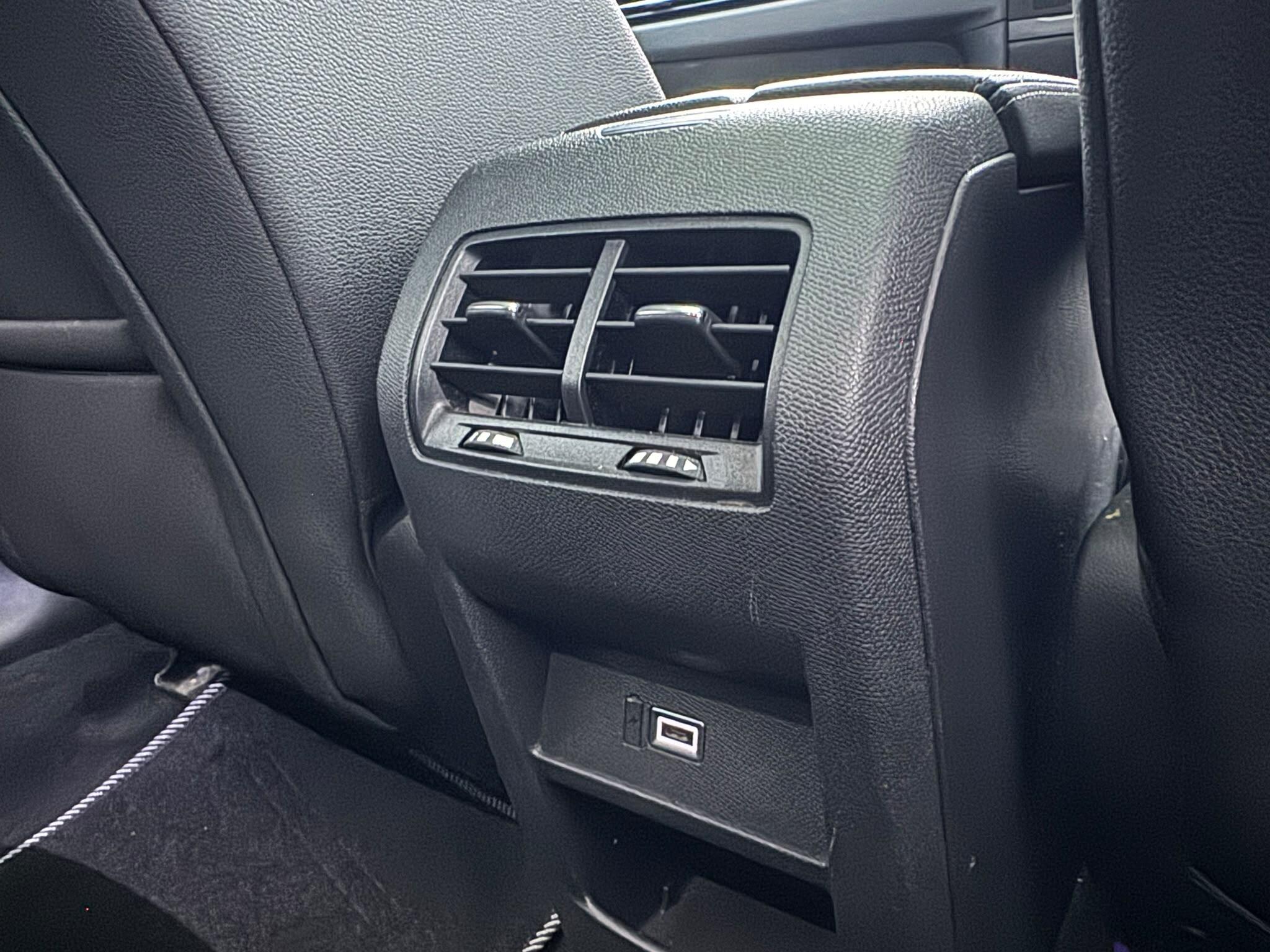 Vauxhall Astra view 52