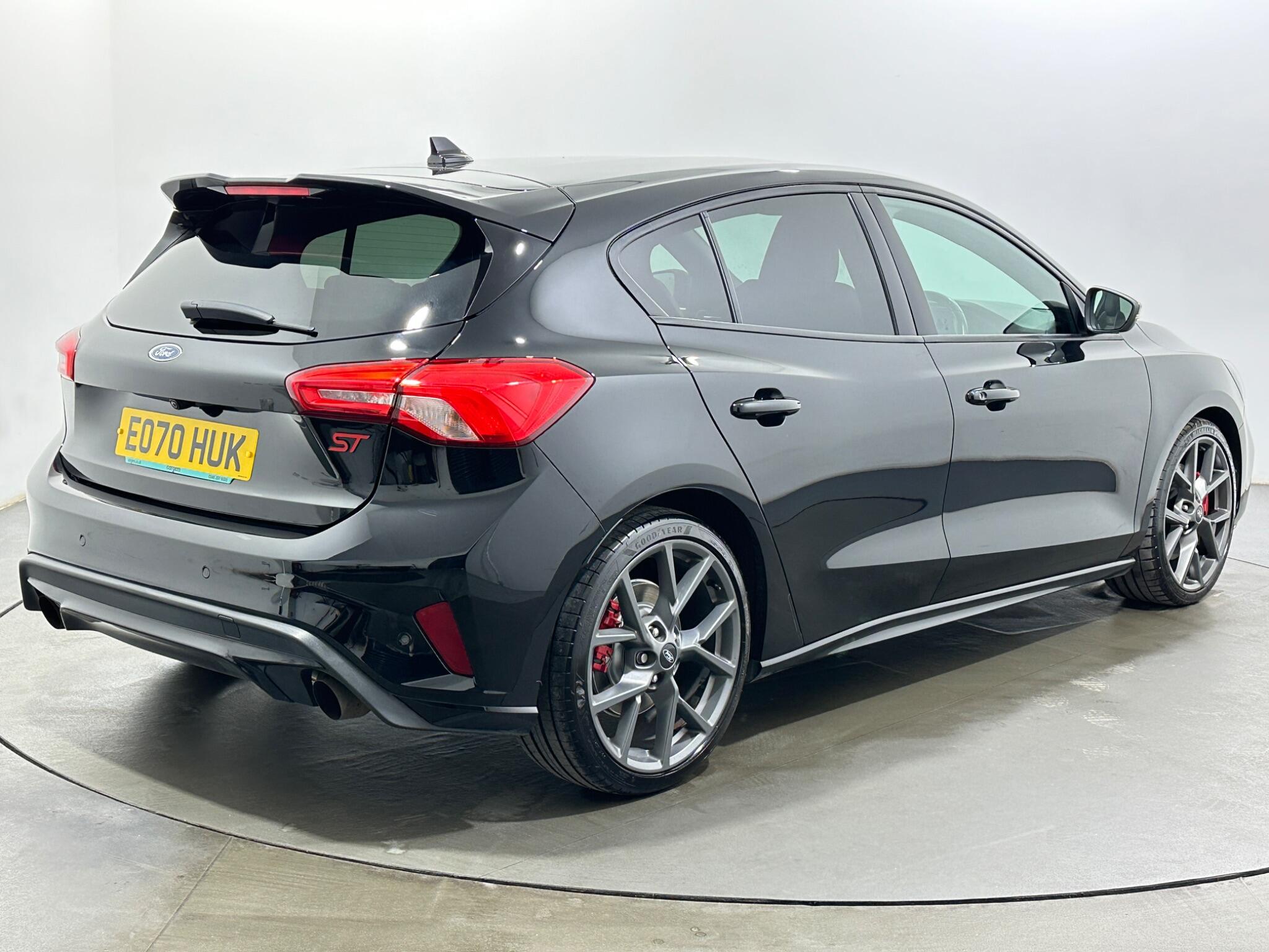 Ford Focus view 8