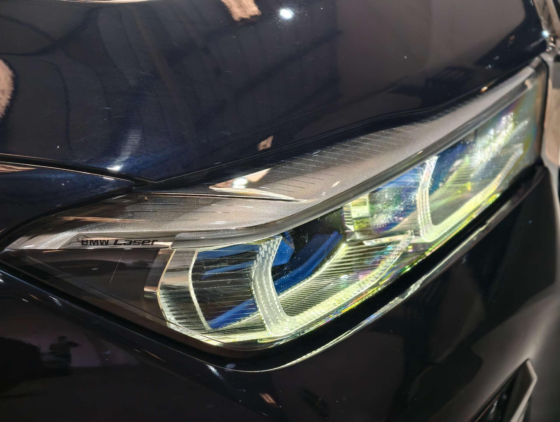 BMW 7 Series view 3