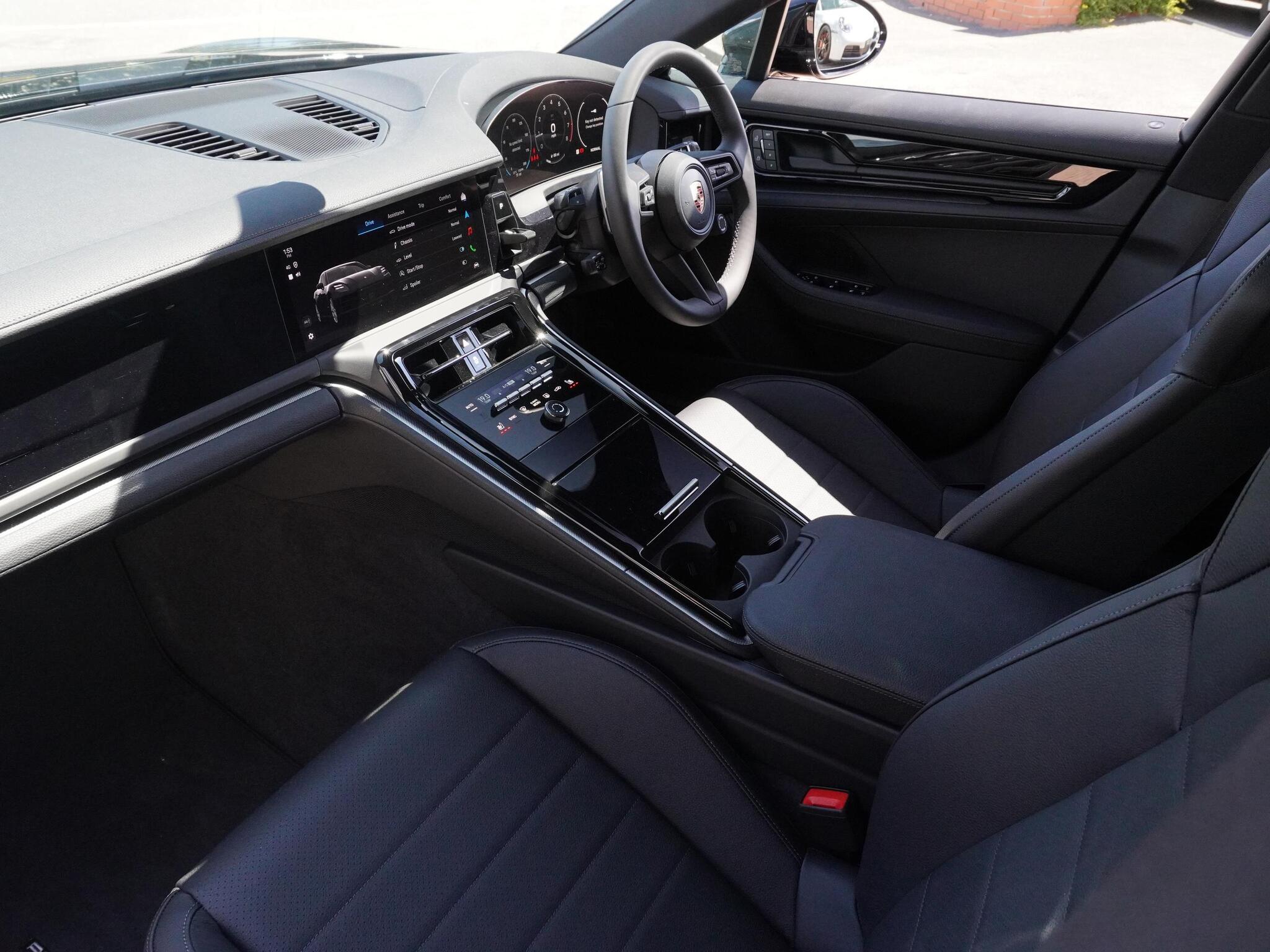 Porsche Panamera view 3
