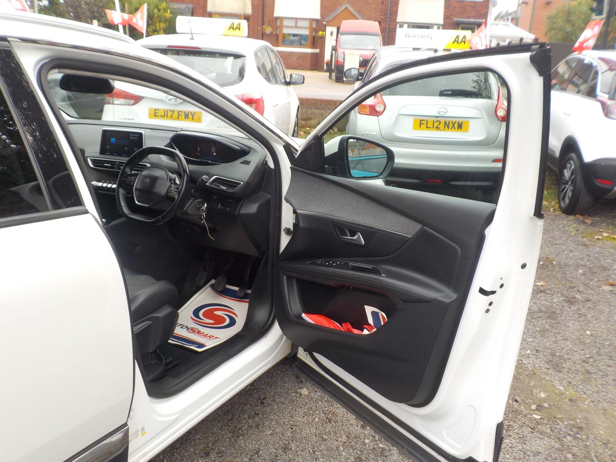 Peugeot 3008 1.5 BlueHDi Allure Euro 6 (s/s) 5dr
