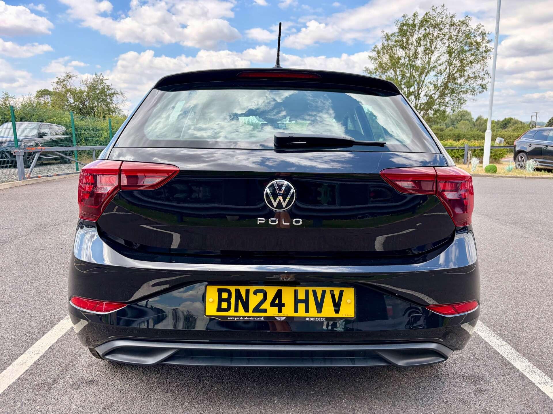 Volkswagen Polo view 7
