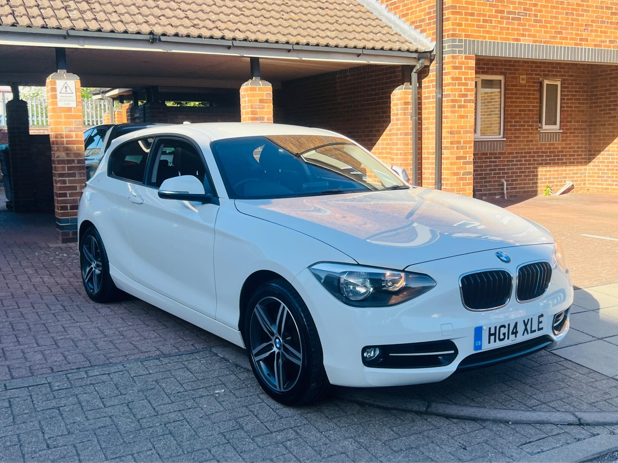 BMW 1 Series view 8