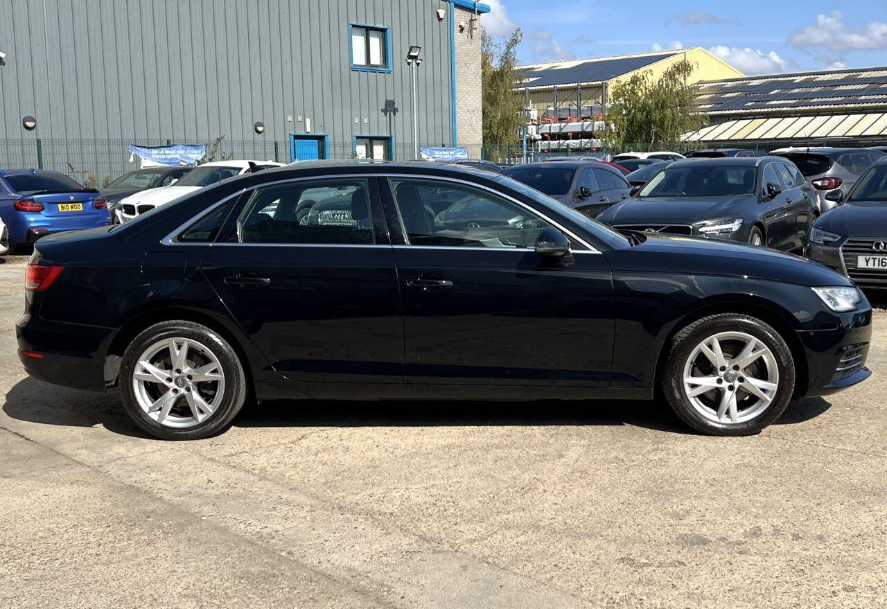 Audi A4 view 7