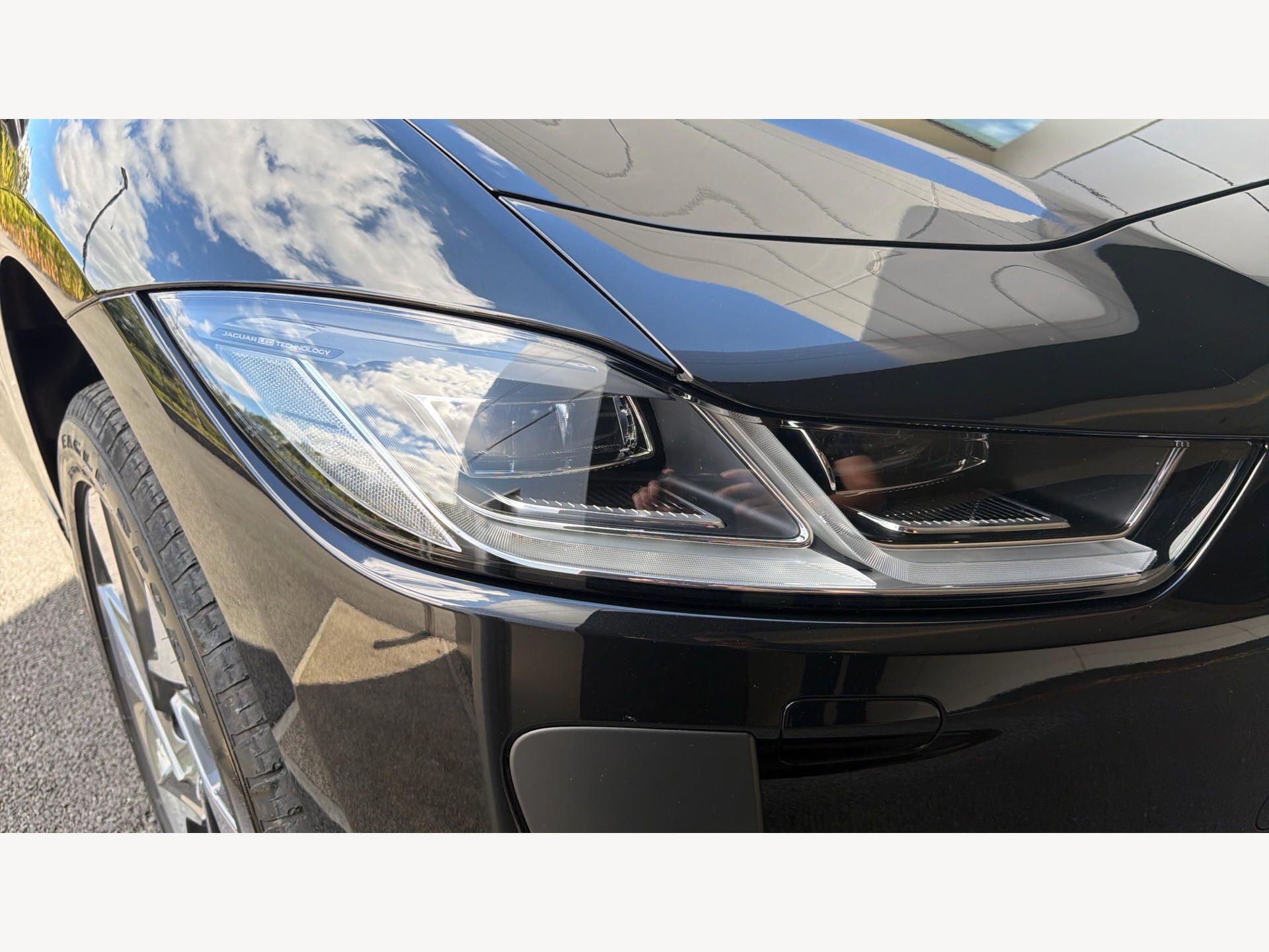 Jaguar I-Pace view 21