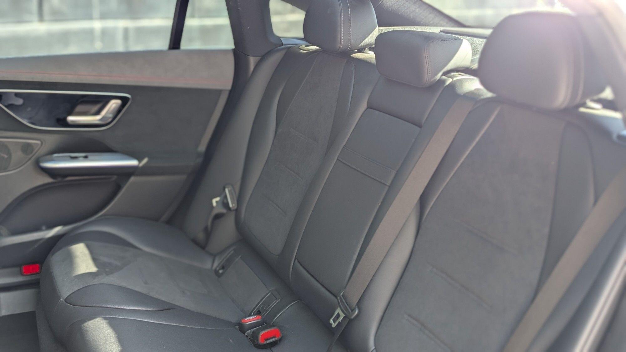 Mercedes-Benz EQE view 15