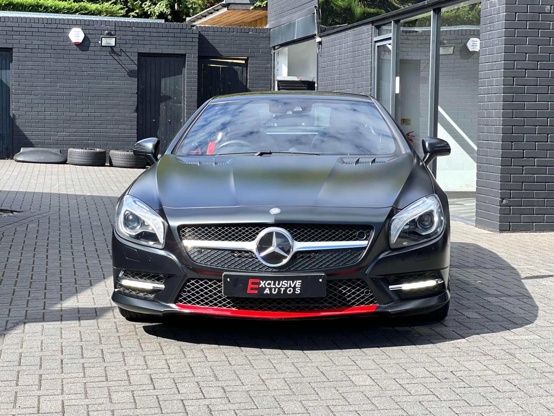 Mercedes-Benz SL view 12