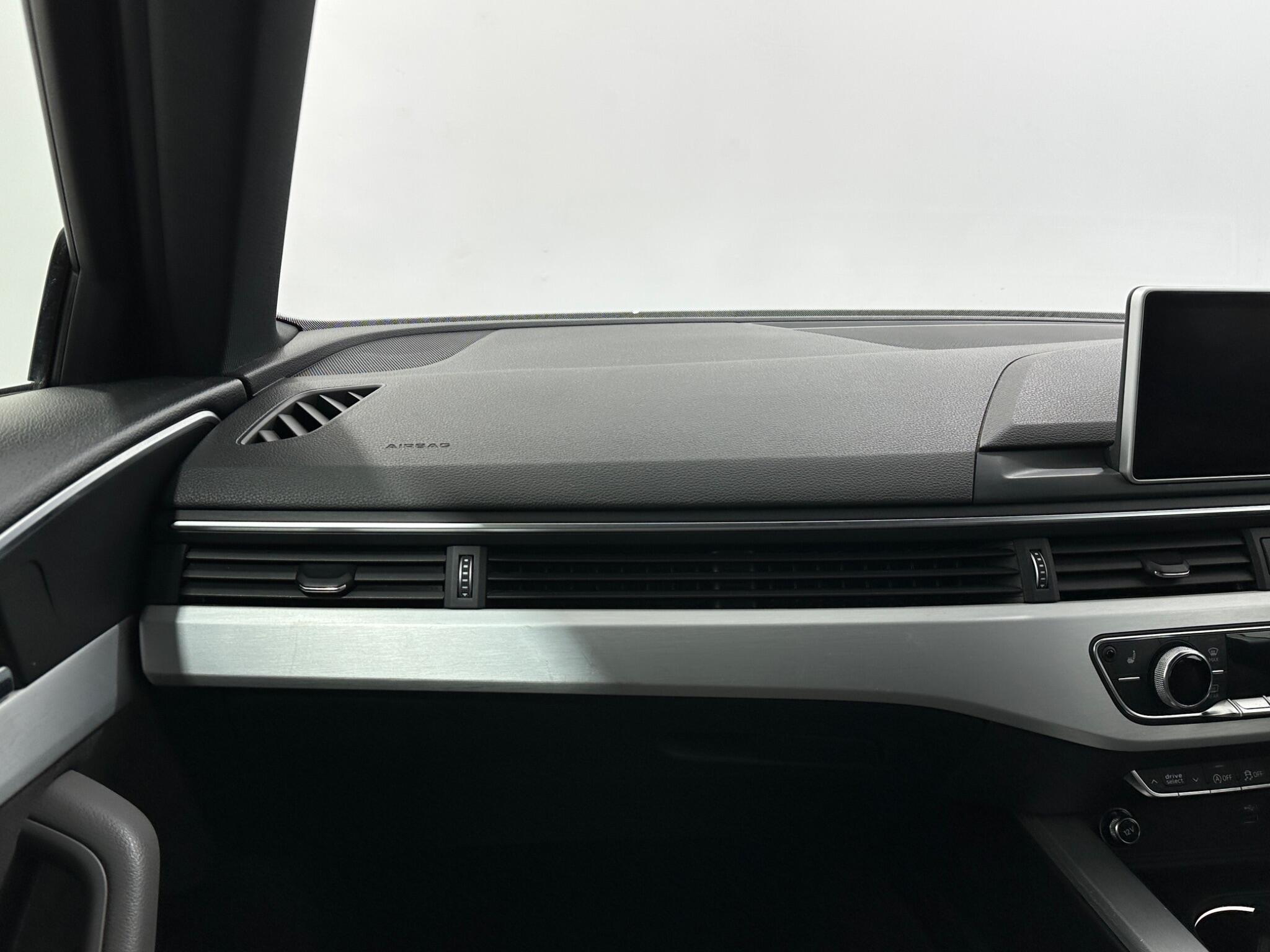 Audi A4 view 30