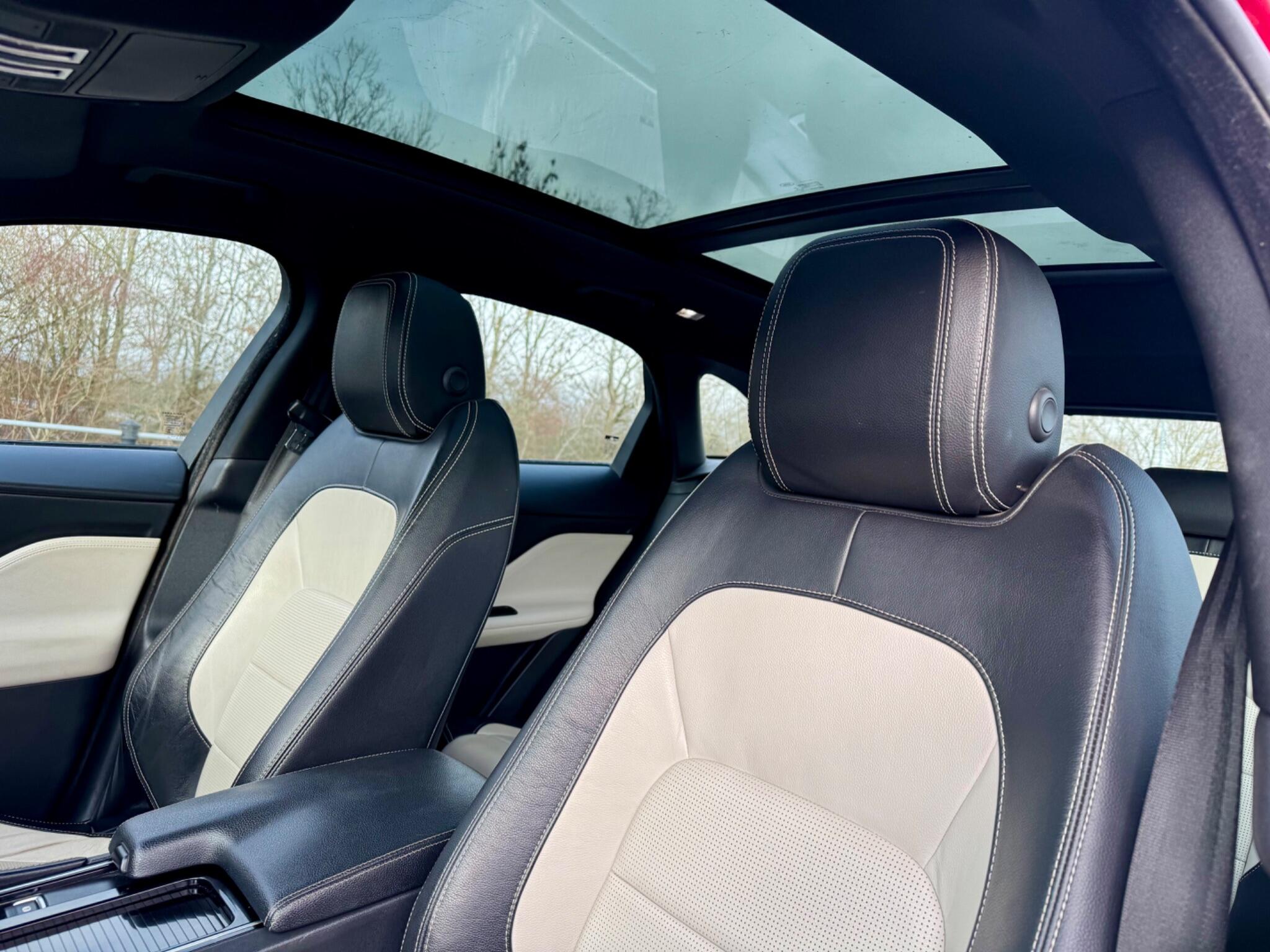 2018 Jaguar F-PACE 2.0 D180 R-Sport Auto AWD Euro 6 (s/s) 5dr • 39,000 miles image 22