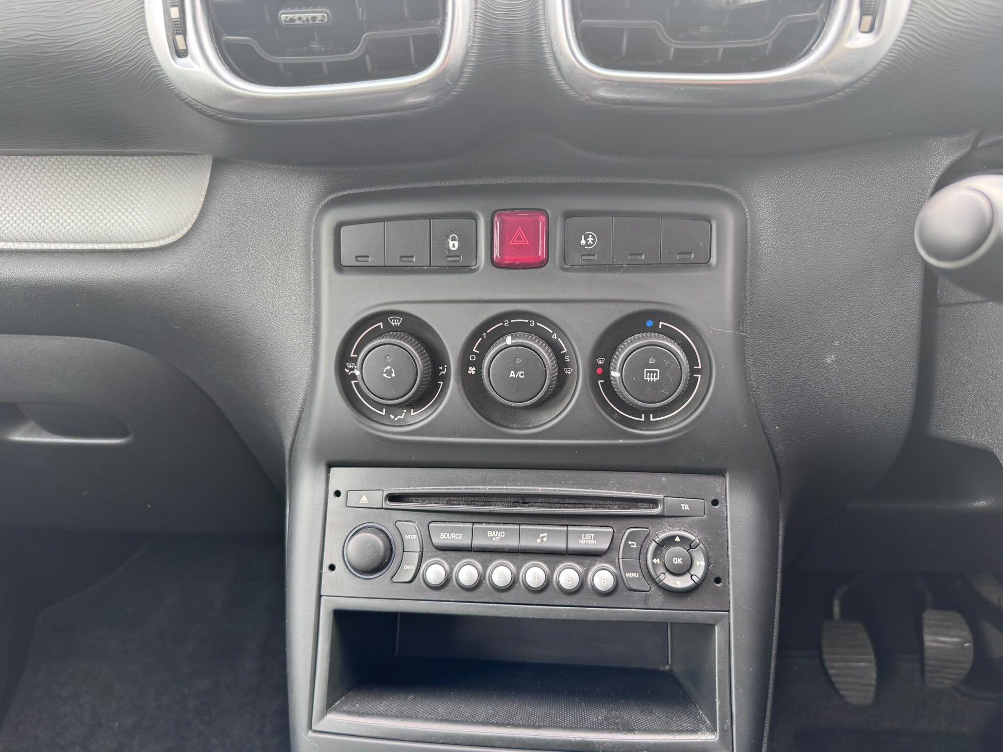 Citroen C3 Picasso view 21
