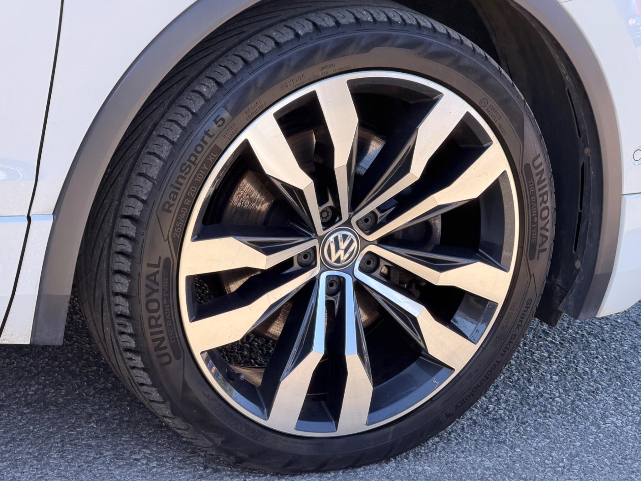 Volkswagen Tiguan view 61