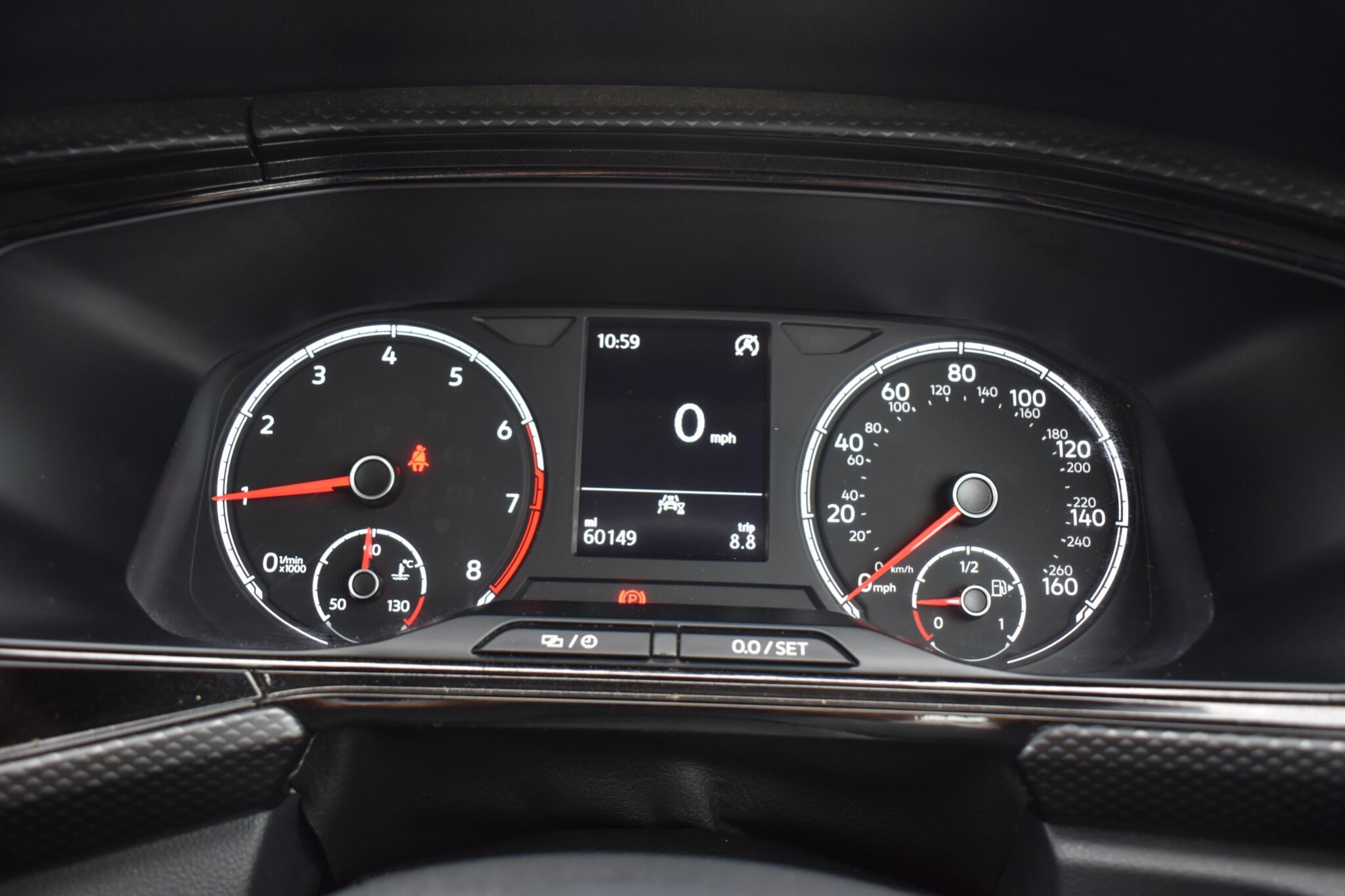 T-Cross - 1.0 TSI SE Euro 6 (s/s) 5dr - Image 27