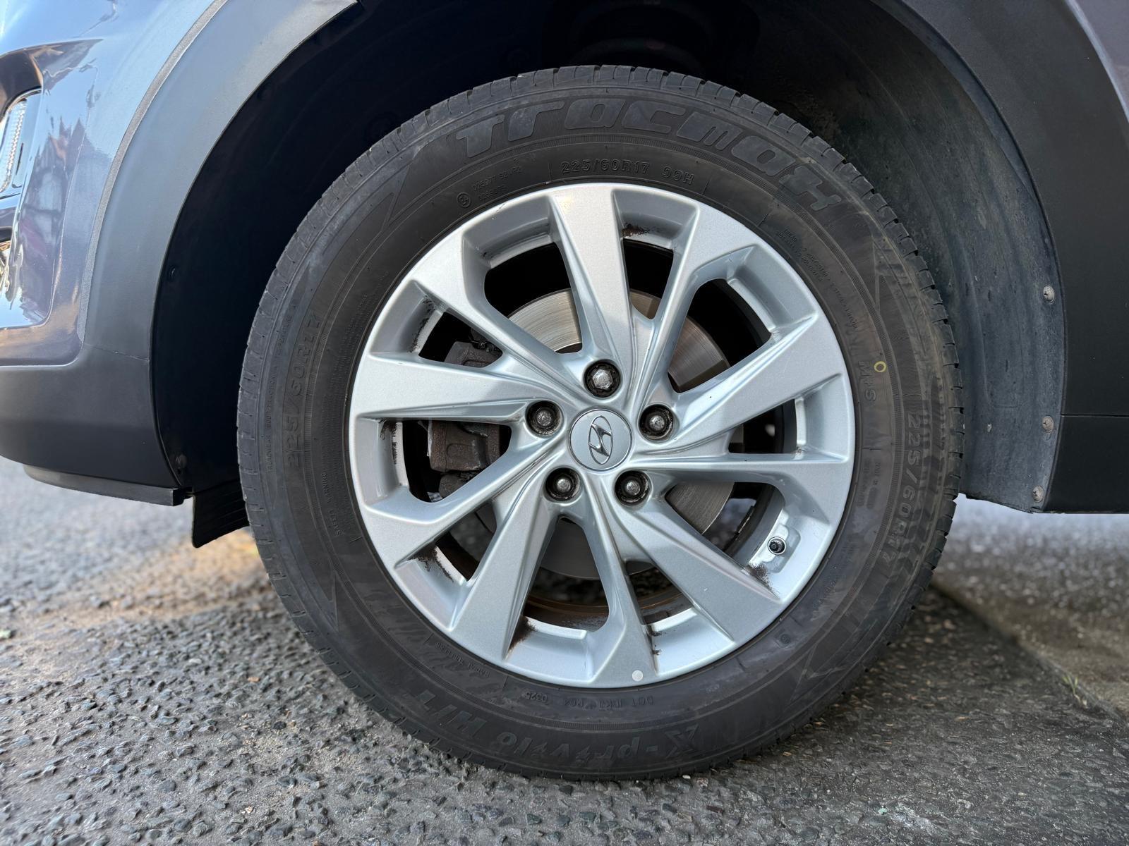 Hyundai Tucson view 55